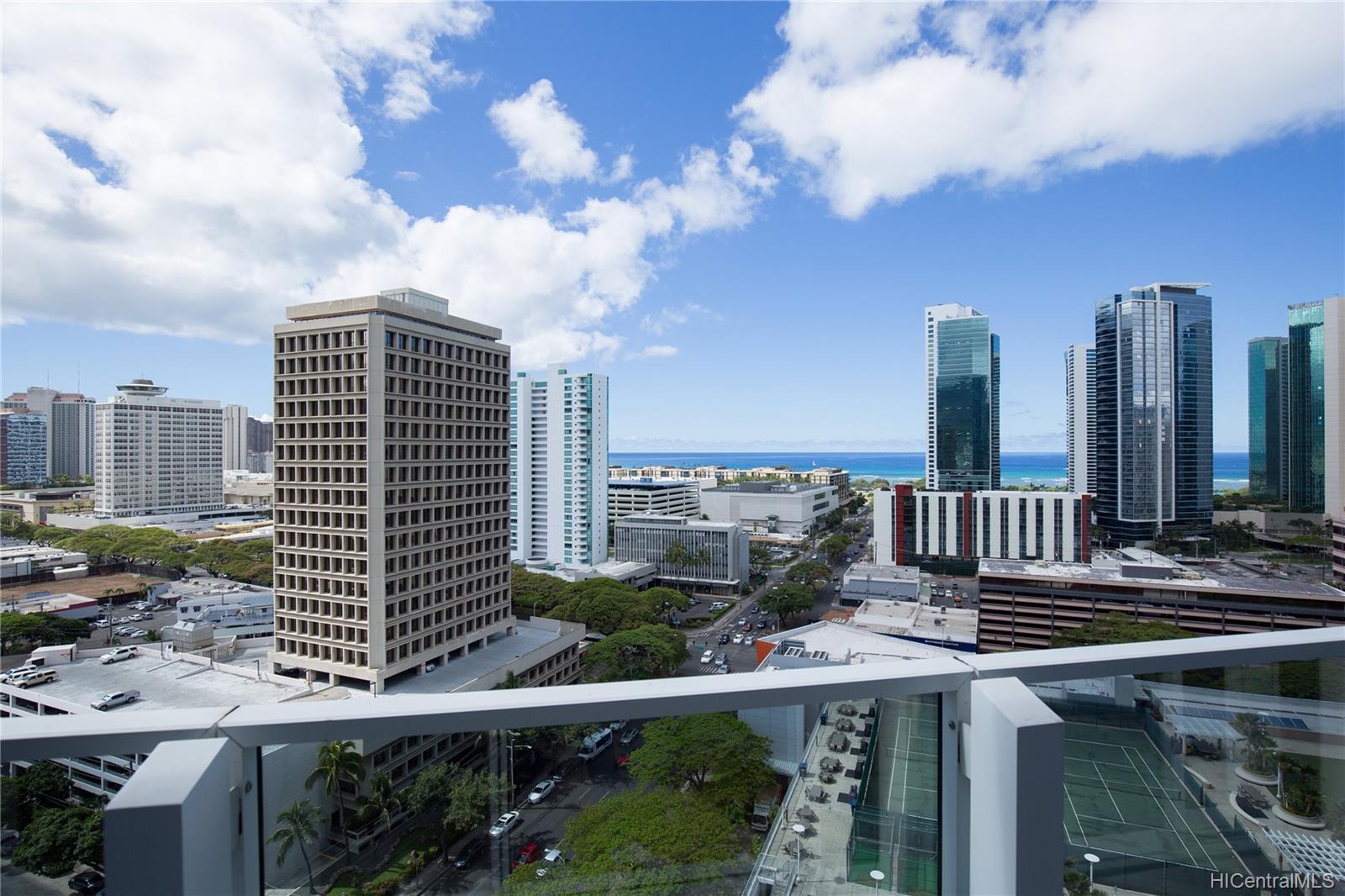 1296 Kapiolani Boulevard #2104, Honolulu, HI 96814