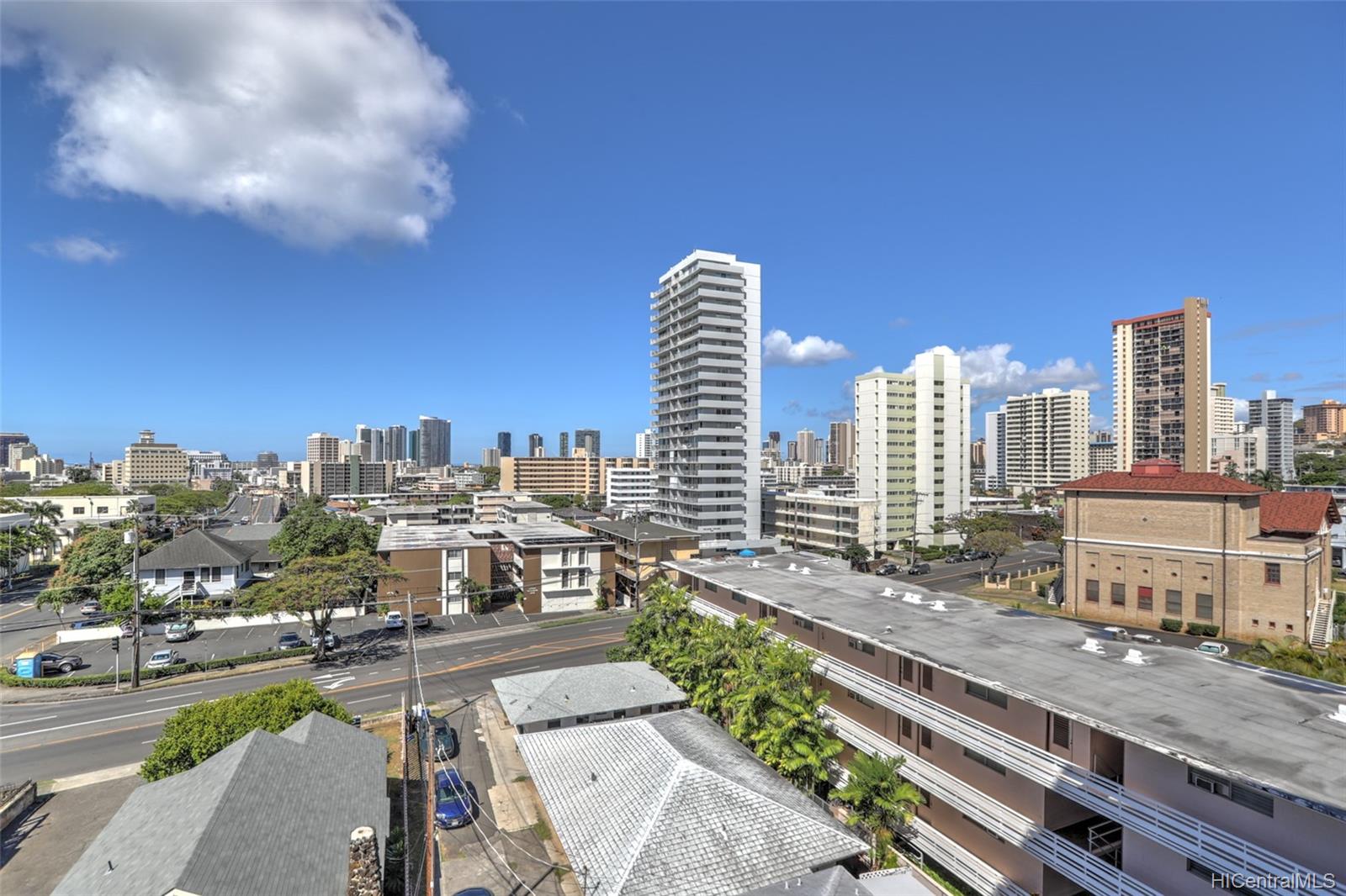 1620 Keeaumoku Street #606, Honolulu, HI 96822