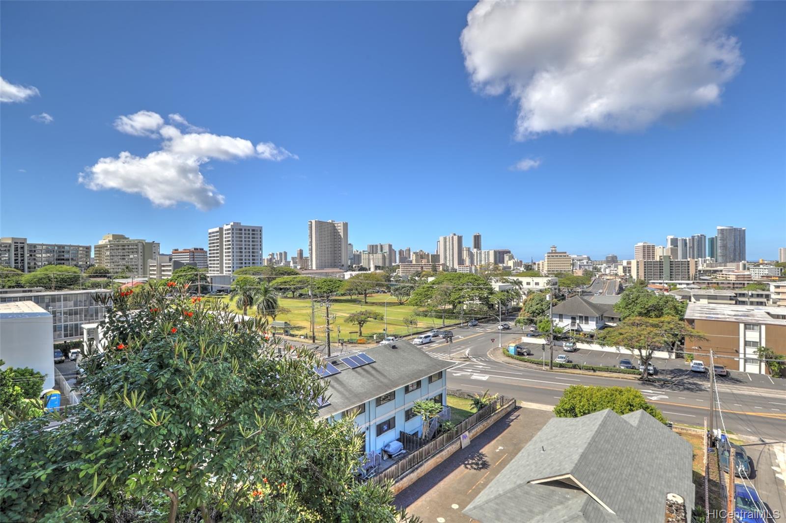 1620 Keeaumoku Street #606, Honolulu, HI 96822