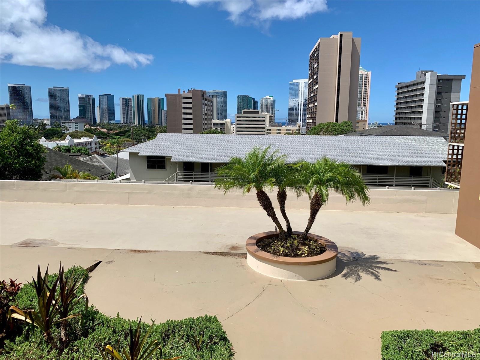 1423 Emerson Street #208, Honolulu, HI 96813