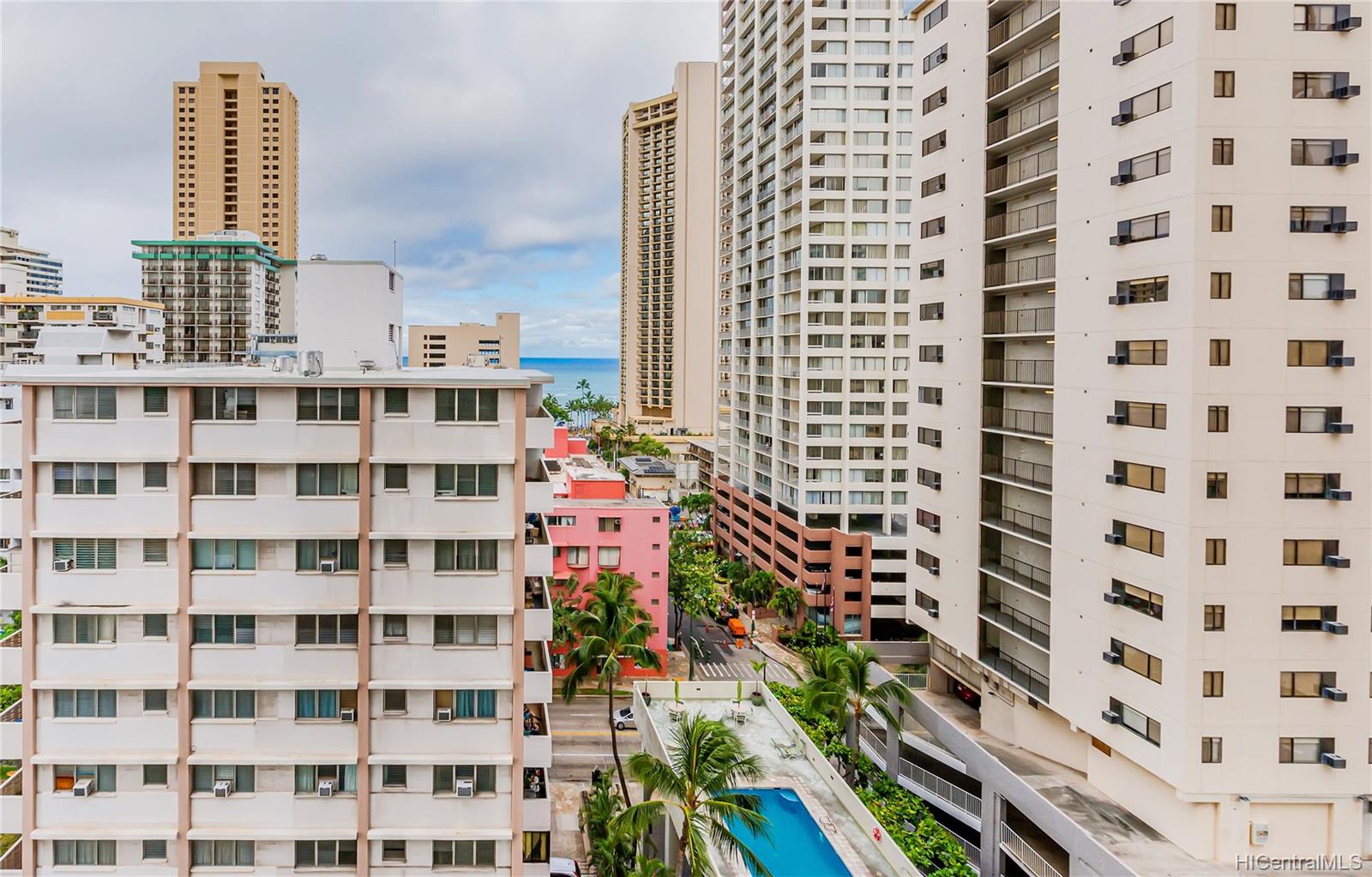 2440 Kuhio Avenue #1103, Honolulu, HI 96815