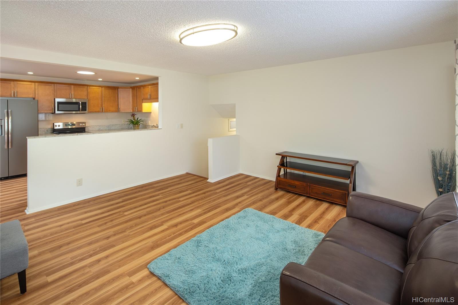 956 Honokahua Place Honolulu, HI 96825