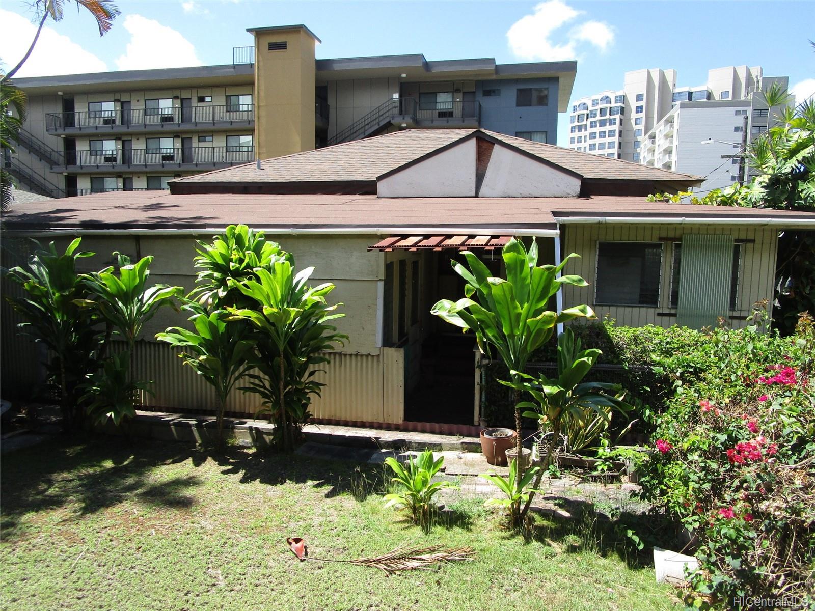 1084 Kinau Street #F, Honolulu, HI 96814