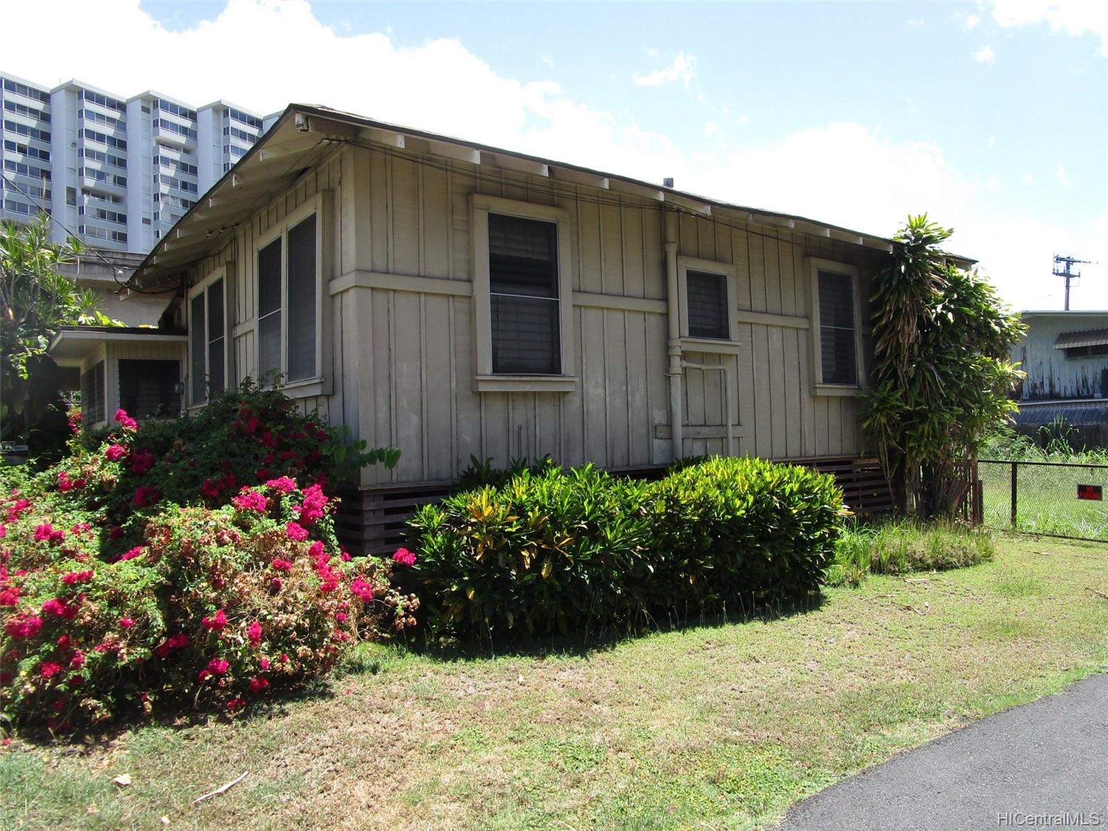 1084 Kinau Street #F, Honolulu, HI 96814