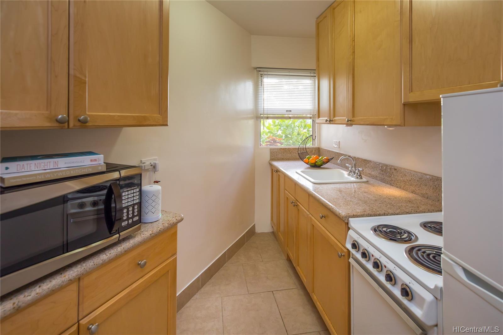 1868 Kahakai Drive #211, Honolulu, HI 96814