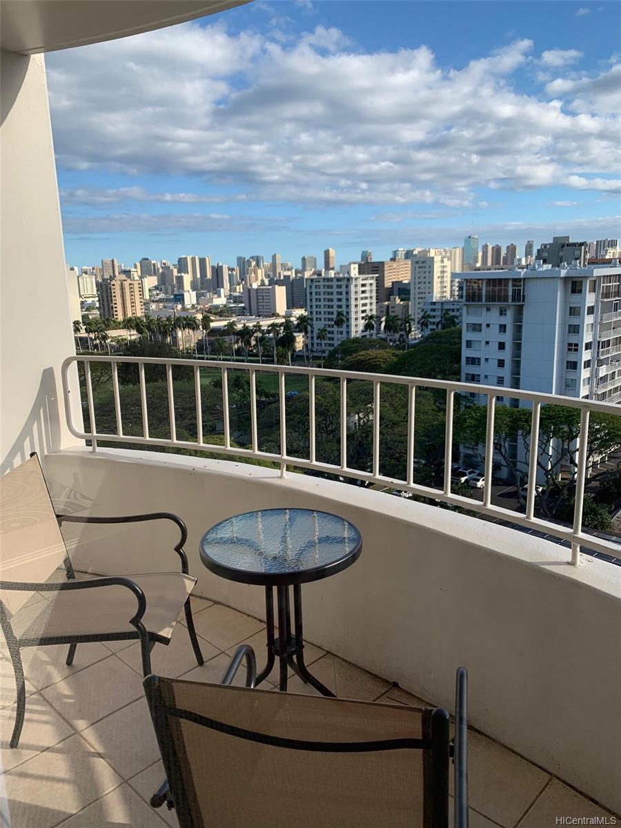 1805 Poki Street #1101, Honolulu, HI 96822