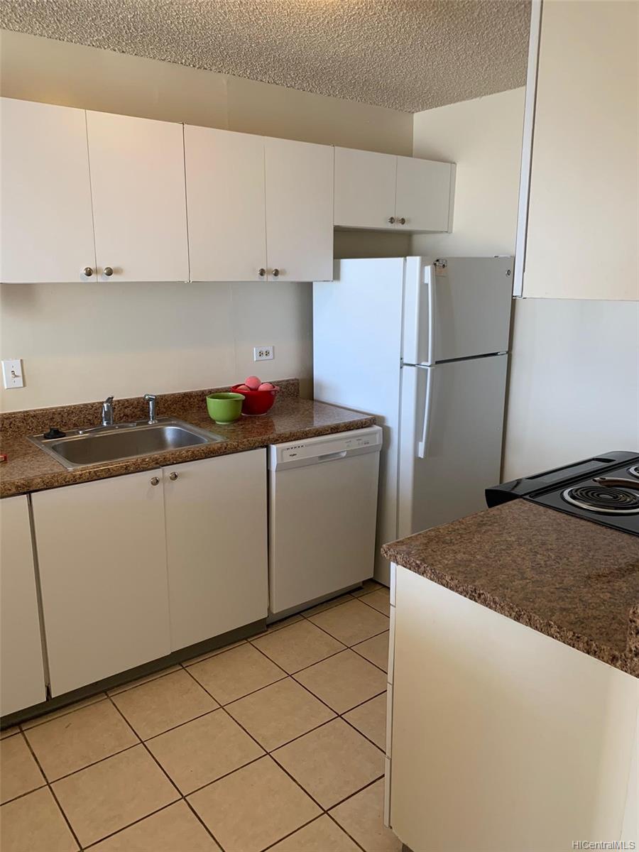 1805 Poki Street #1101, Honolulu, HI 96822