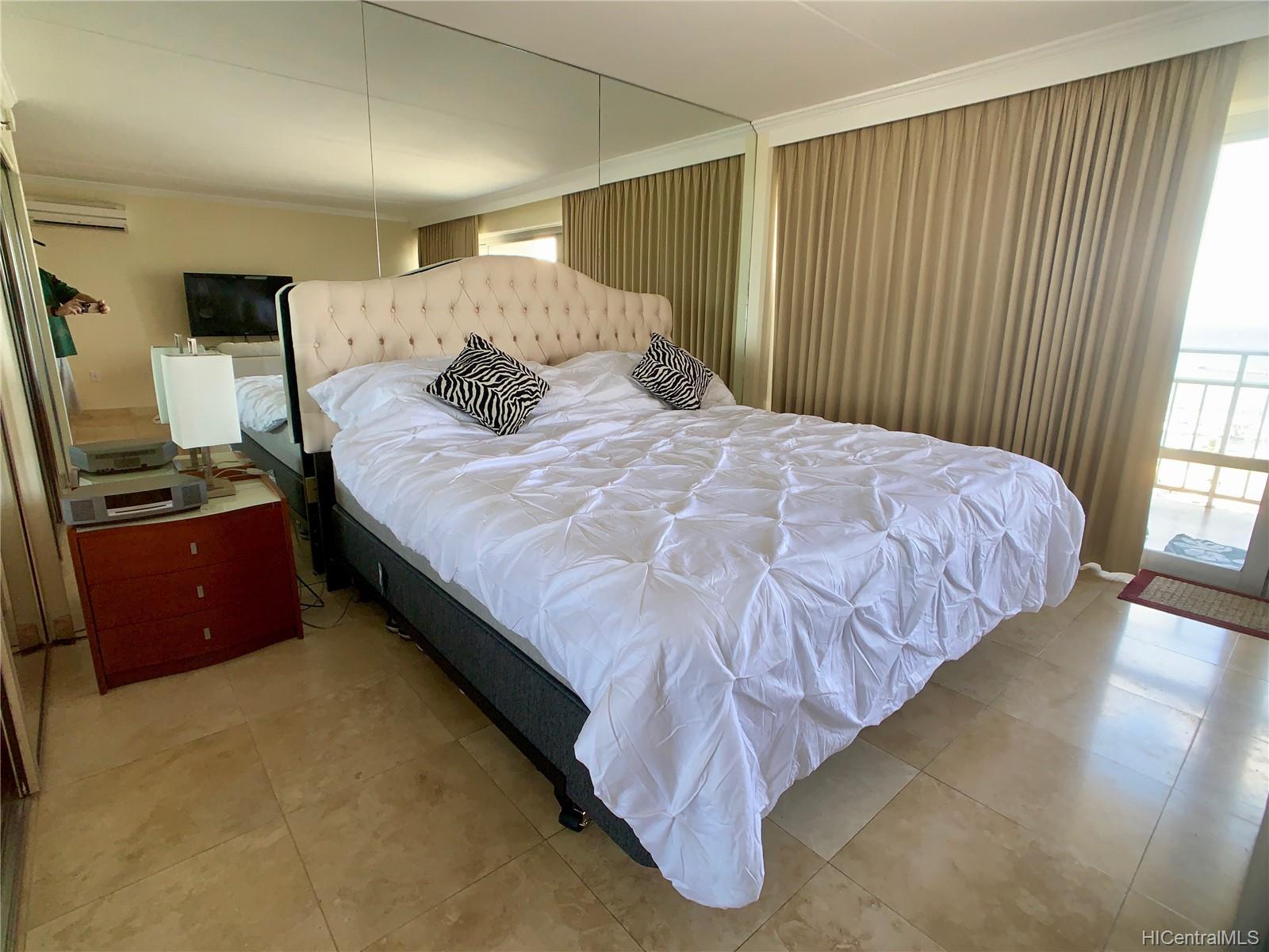 1777 Ala Moana Boulevard #1502, Honolulu, HI 96815