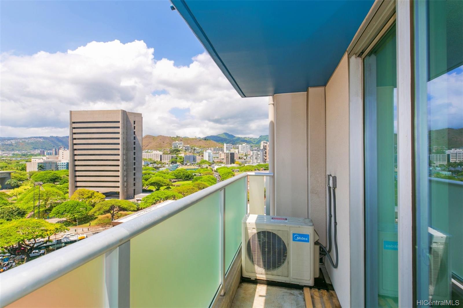 801 South Street #1525, Honolulu, HI 96813