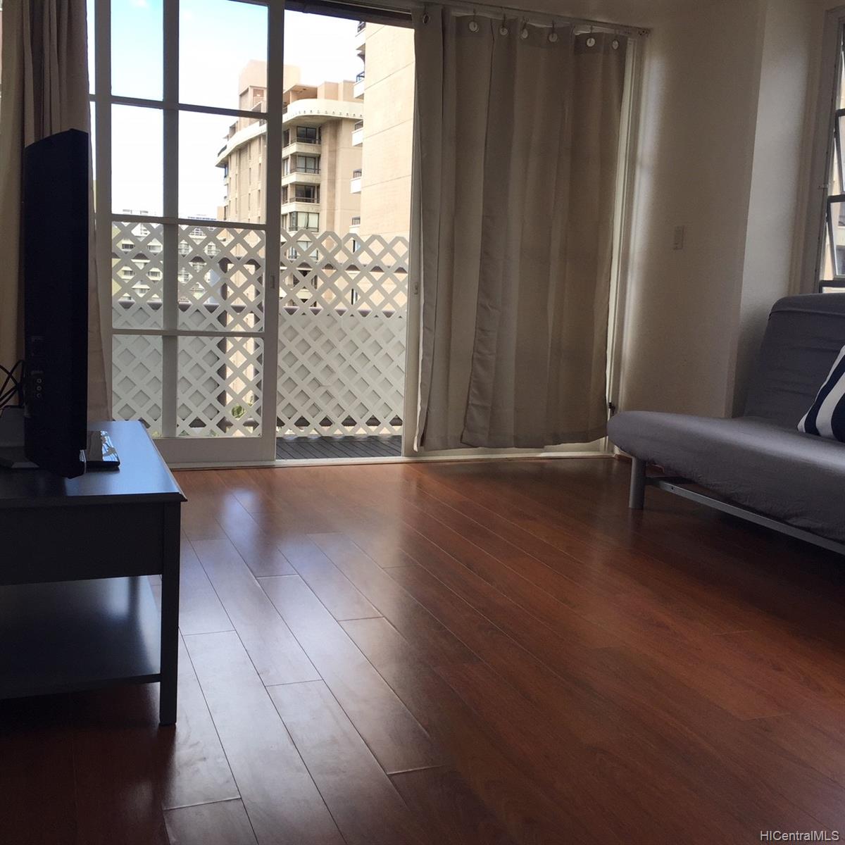 445 Kaiolu Street #1203, Honolulu, HI 96815