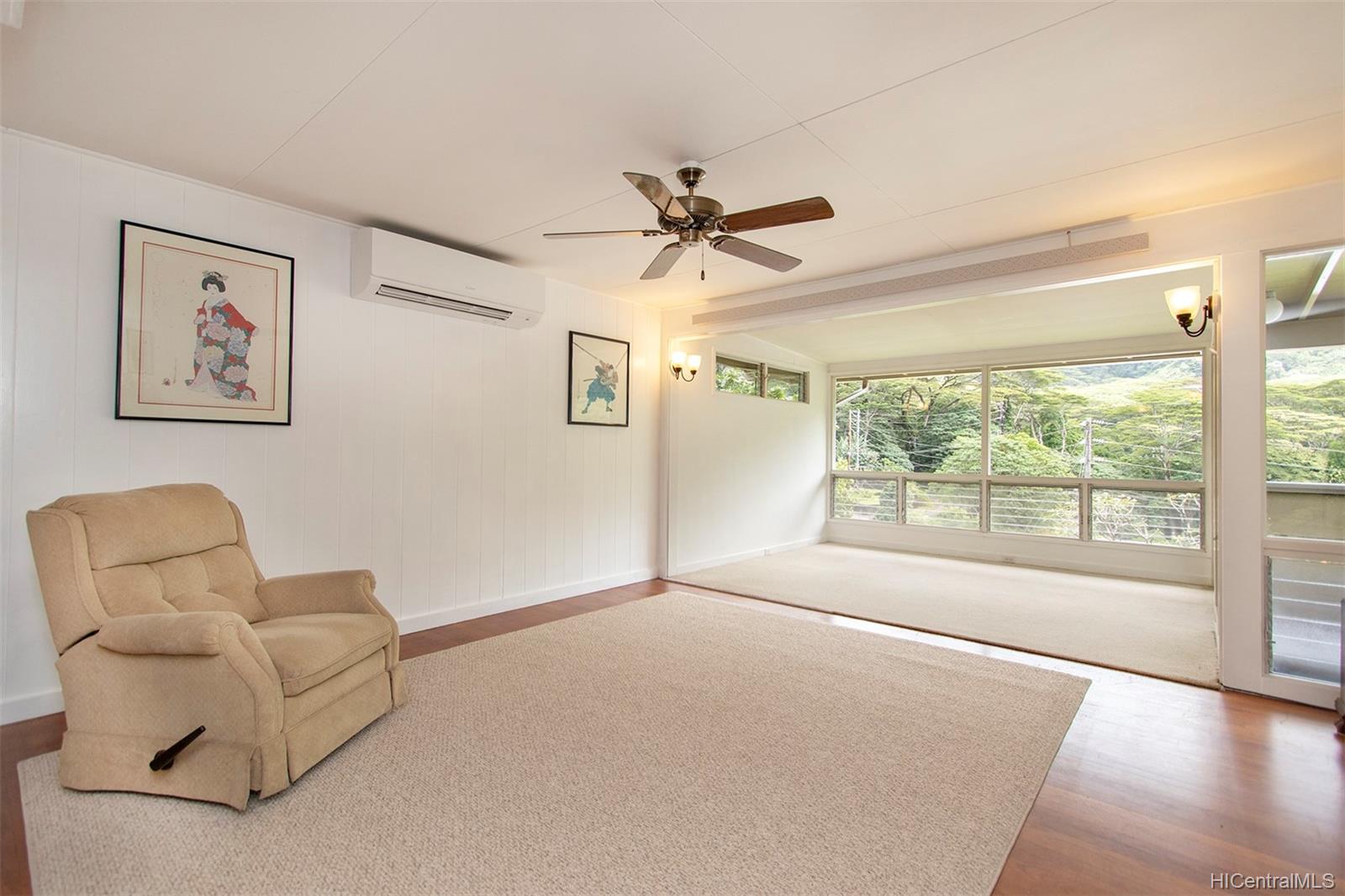 3673 Loulu Street Honolulu, HI 96822