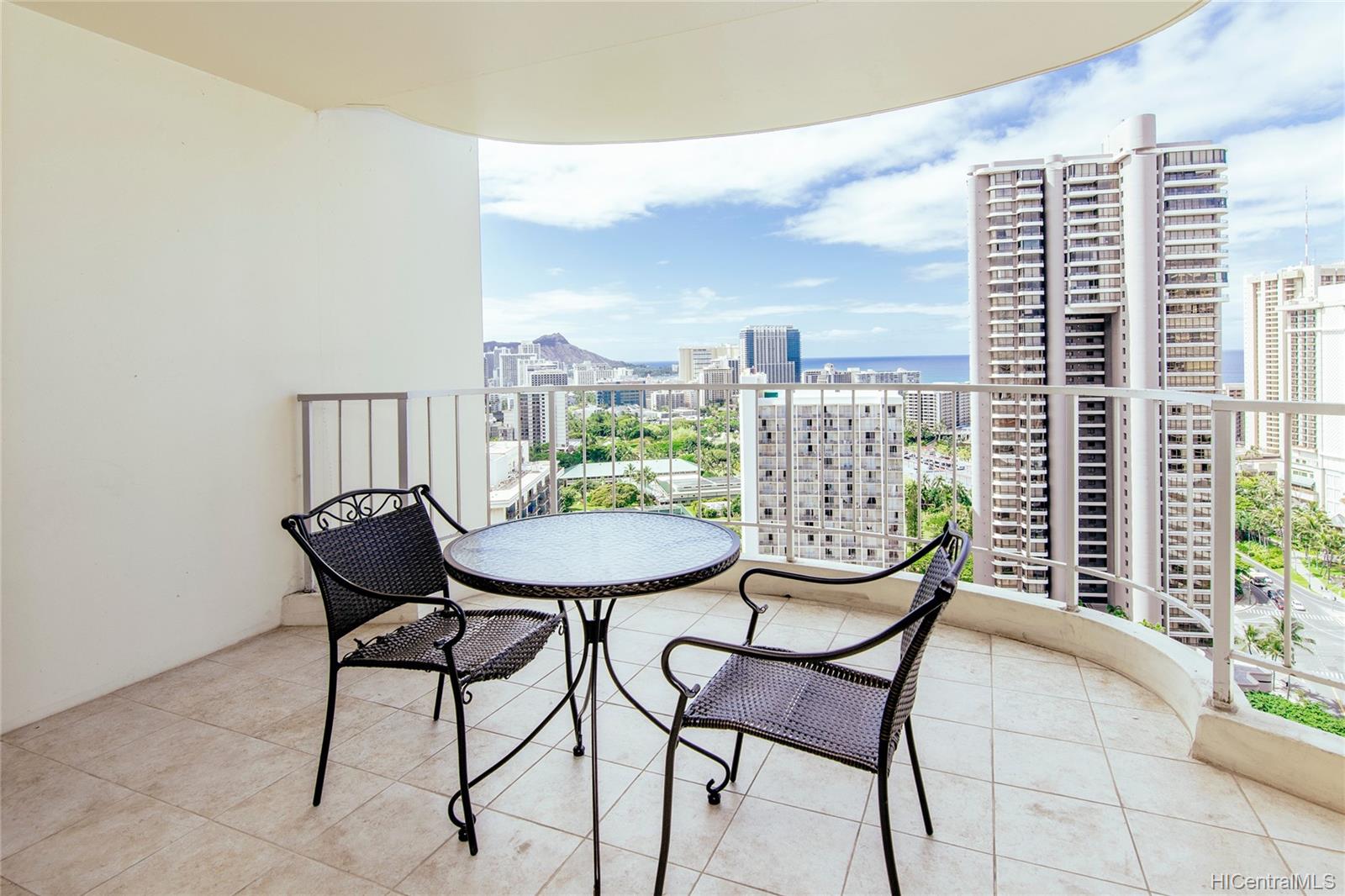 469 Ena Road #2804, Honolulu, HI 96815