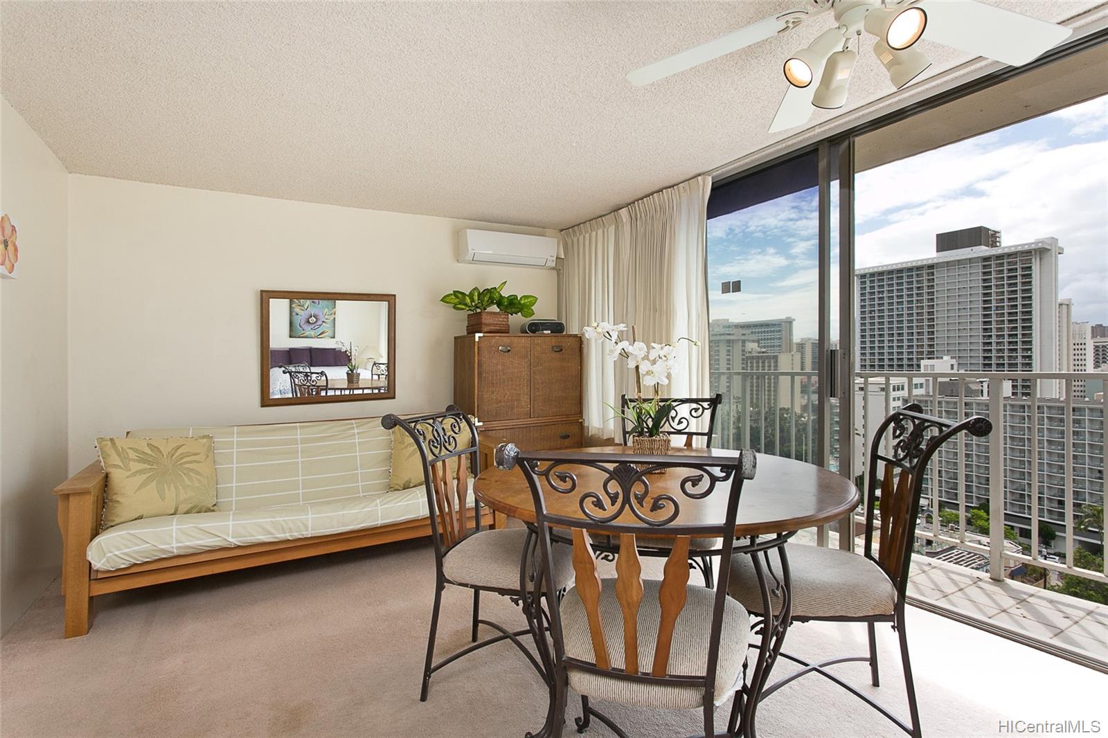 2427 Kuhio Avenue #1805, Honolulu, HI 96815