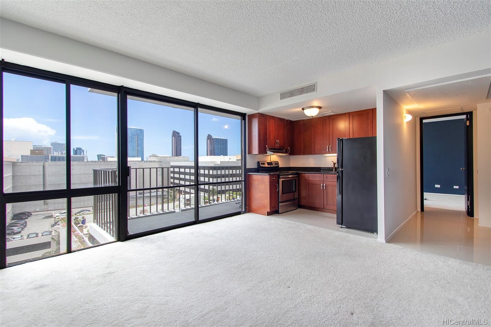 225 Queen Street #10D, Honolulu, HI 96813