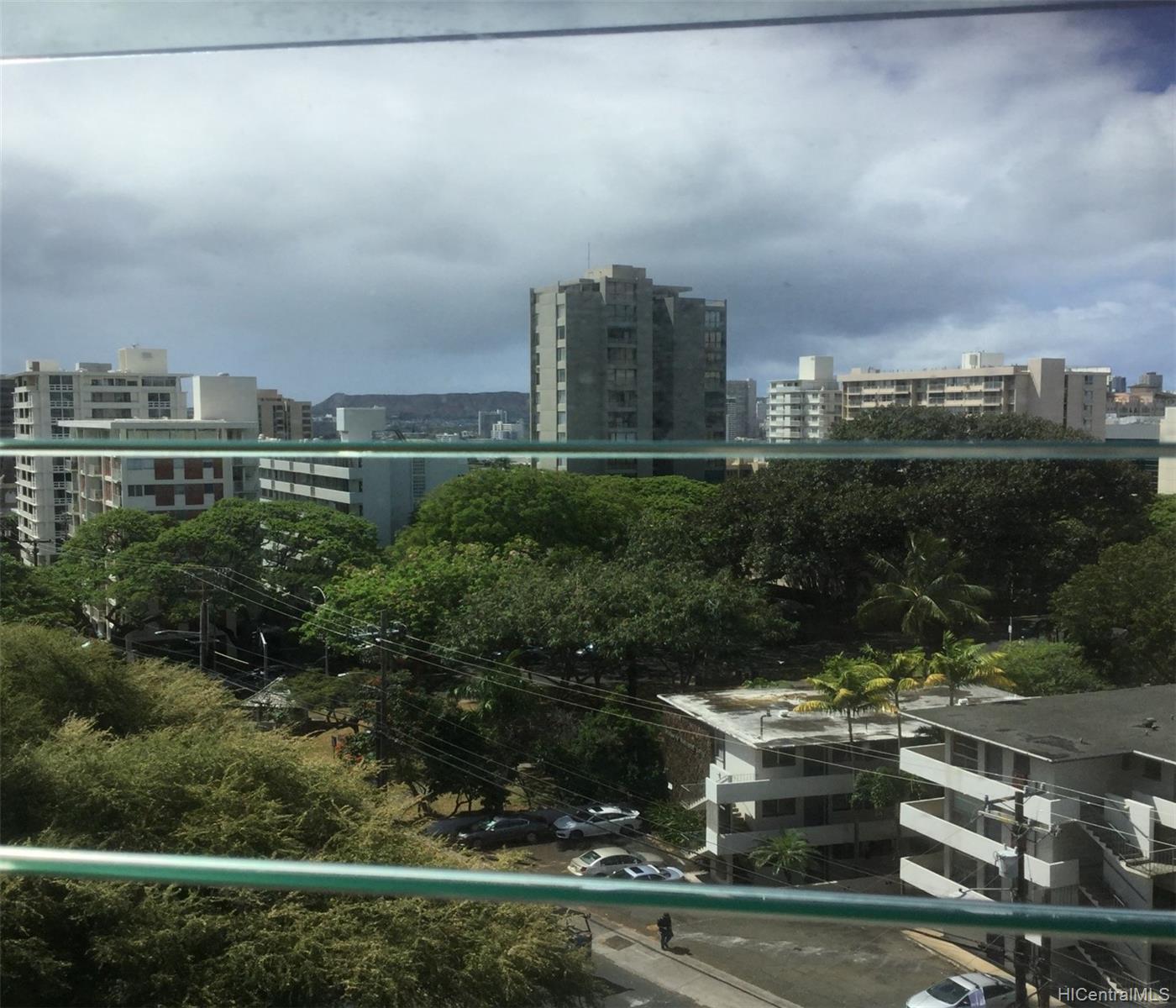 1550 Wilder Avenue #A911, Honolulu, HI 96822