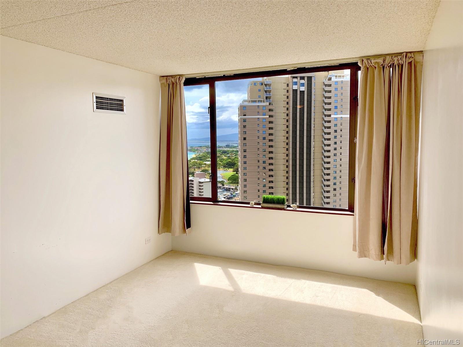 411 Hobron Lane #3110, Honolulu, HI 96815