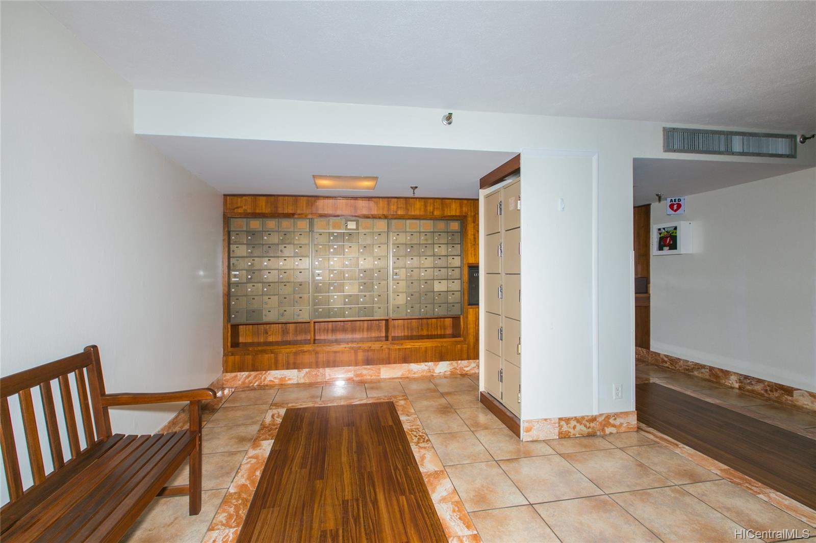 1517 Makiki Street #605, Honolulu, HI 96822