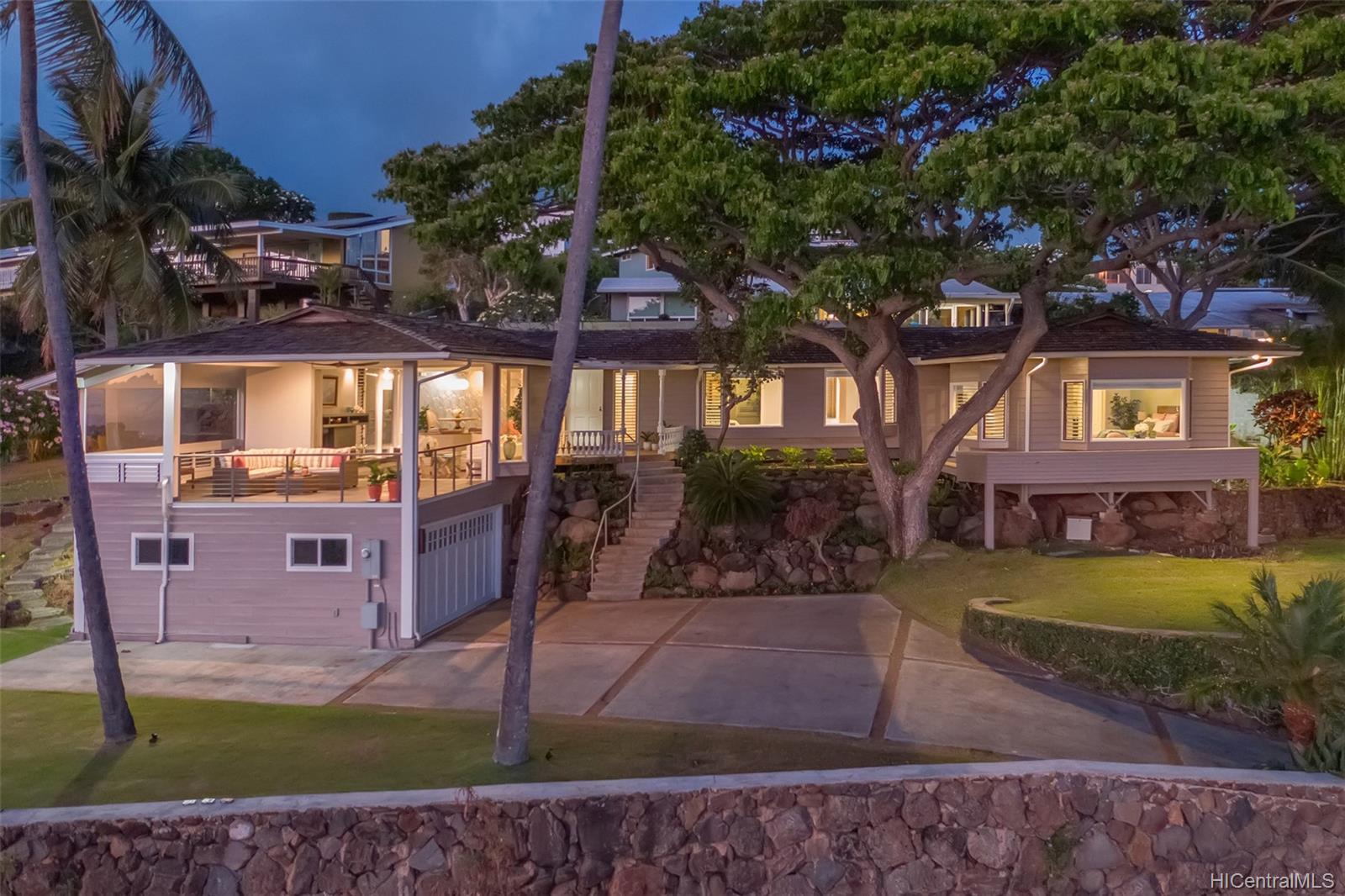 1888 Halekoa Drive Honolulu, HI 96821