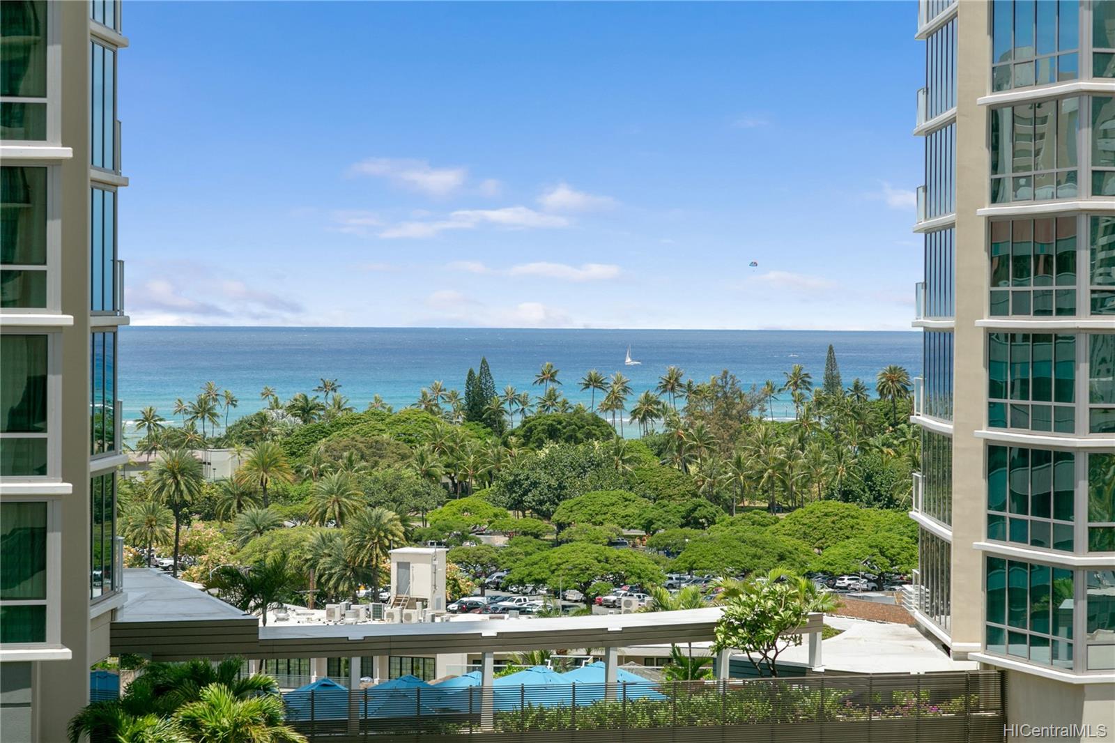 2140 Kuhio Avenue #1203, Honolulu, HI 96815