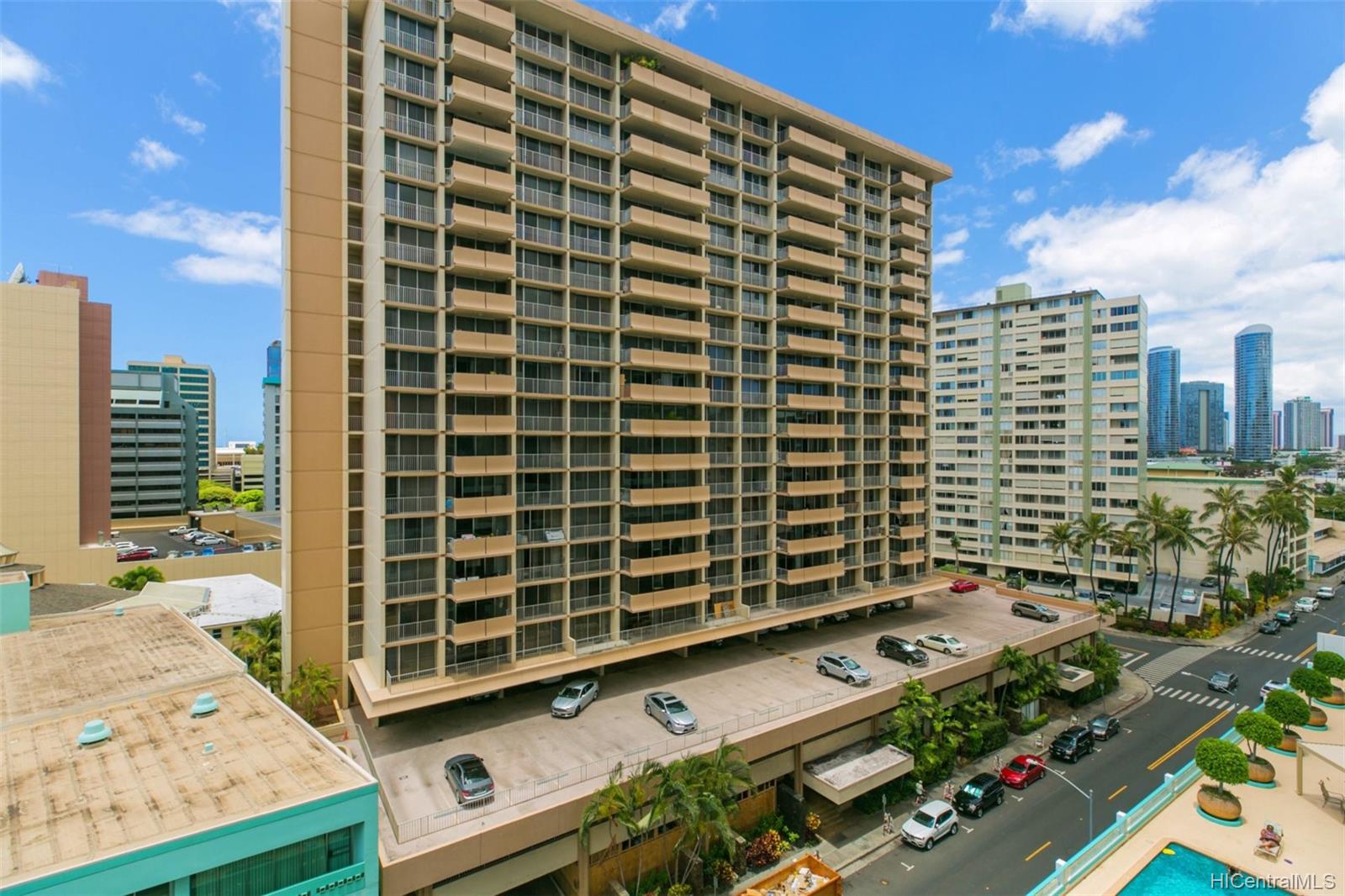 1560 Kanunu Street #1005, Honolulu, HI 96814