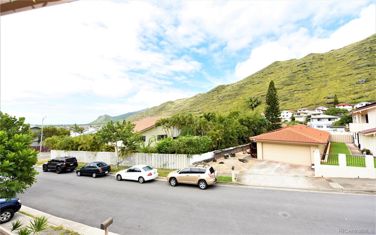 1457 Honokahua Street Honolulu, HI 96825