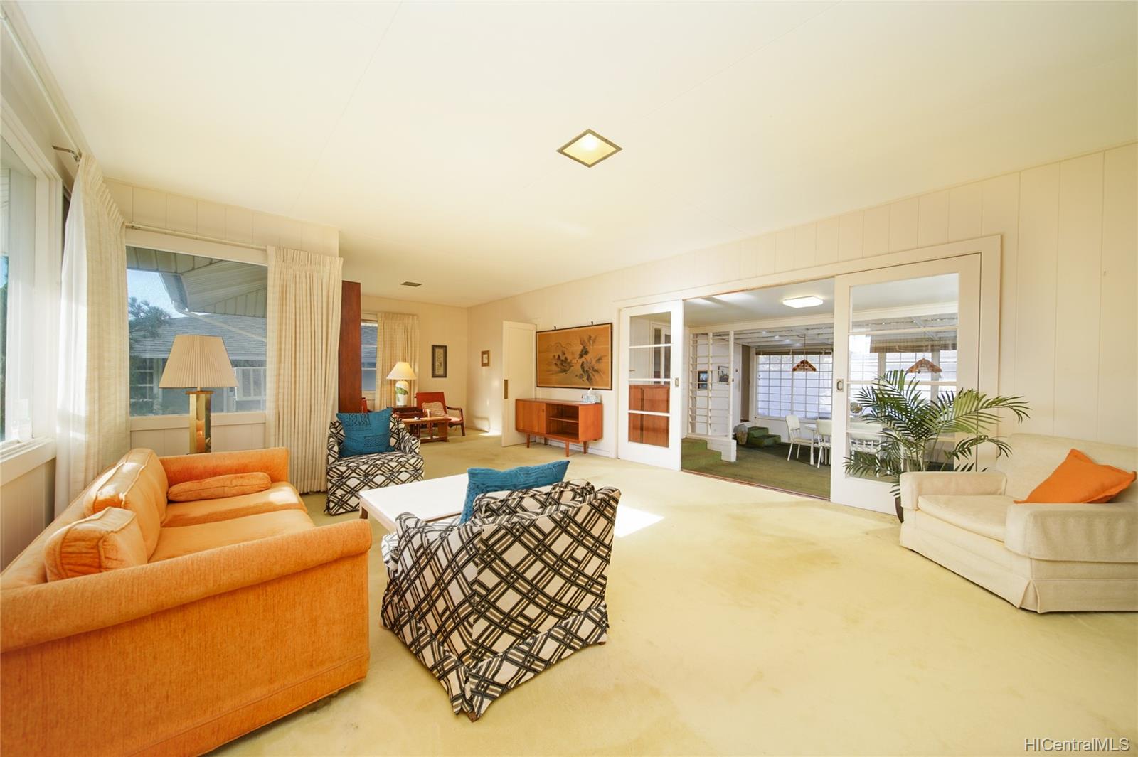 5126 Keikilani Circle Honolulu, HI 96821