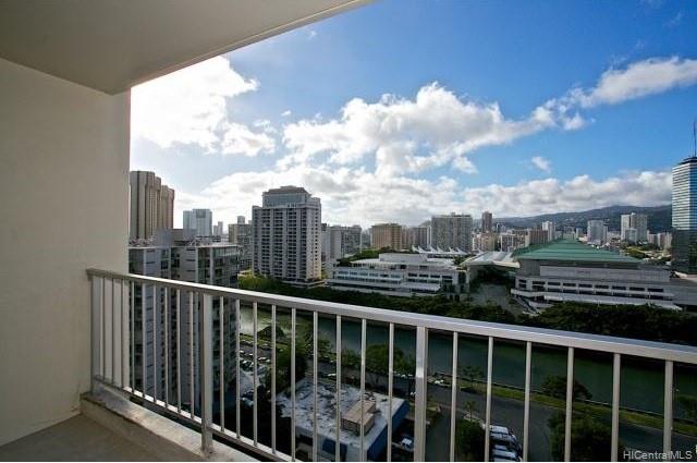 400 Hobron Lane #1812, Honolulu, HI 96815