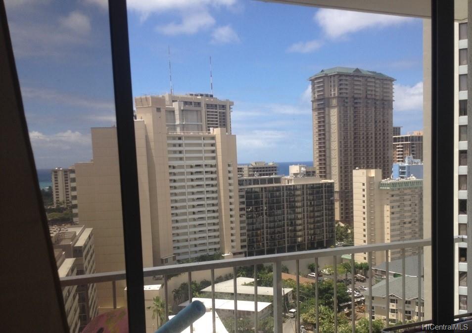 400 Hobron Lane #2103, Honolulu, HI 96815