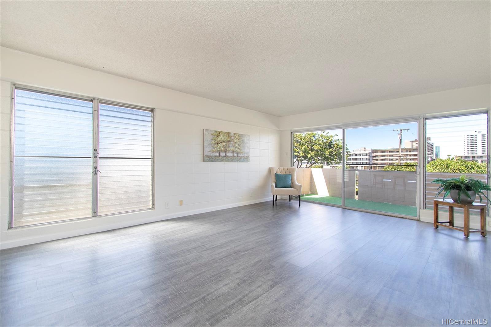 1548 Liholiho Street #301, Honolulu, HI 96822