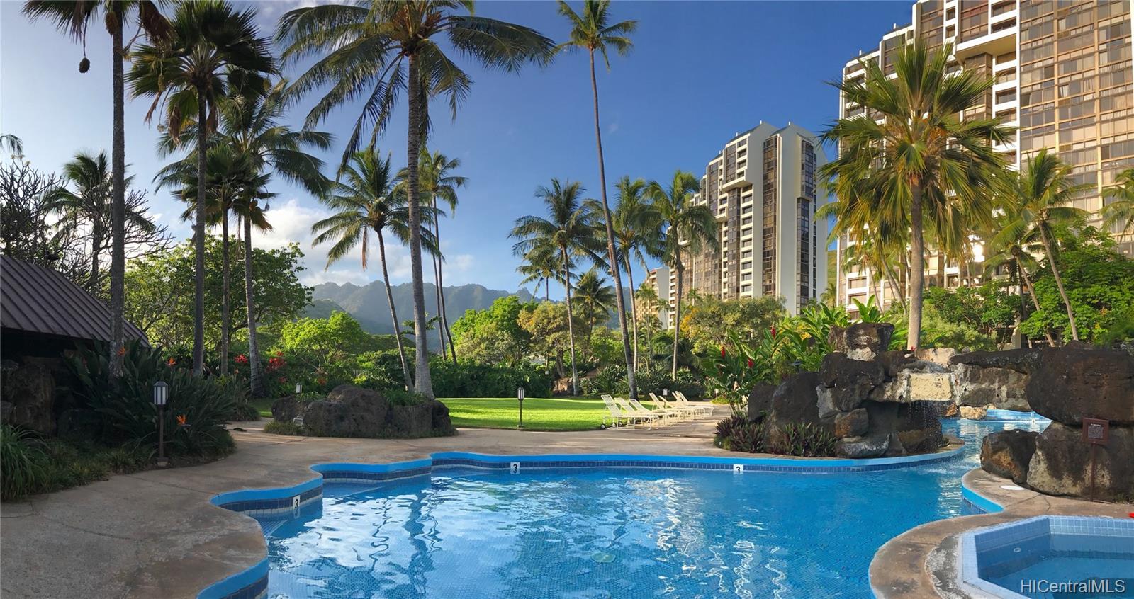 501 Hahaione Street #1/6H, Honolulu, HI 96825