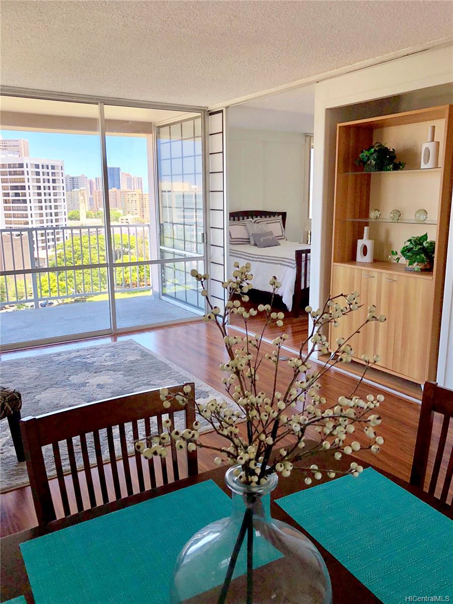 1617 Keeaumoku Street #1108, Honolulu, HI 96822