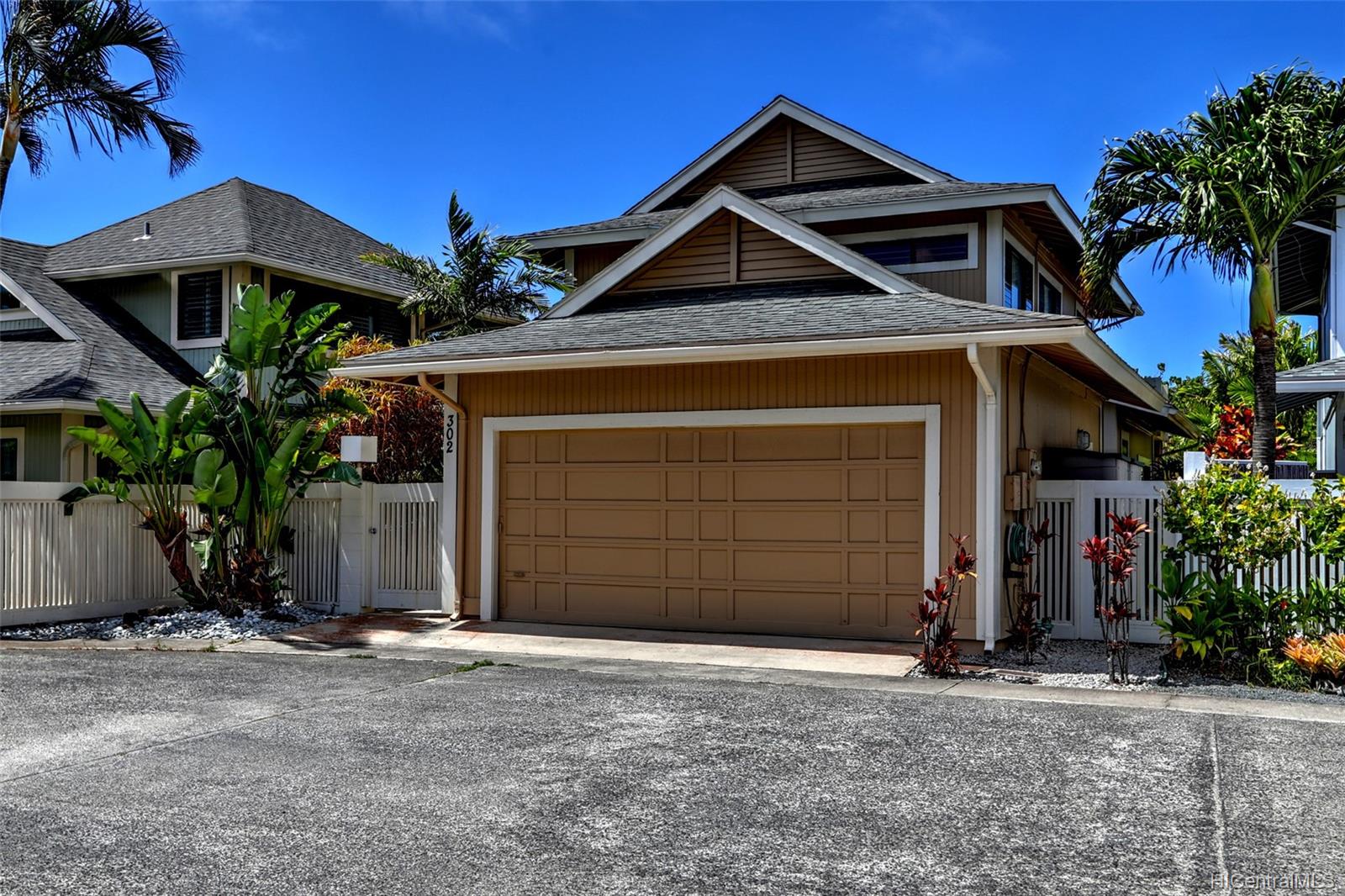 302 Kealahou Street Honolulu, HI 96825