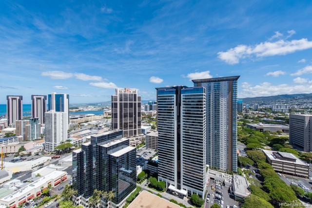 725 Kapiolani Boulevard #3204, Honolulu, HI 96813