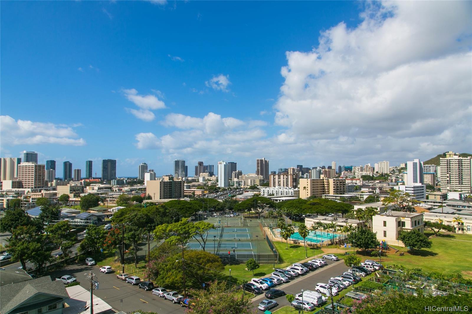 1517 Makiki Street #902, Honolulu, HI 96822