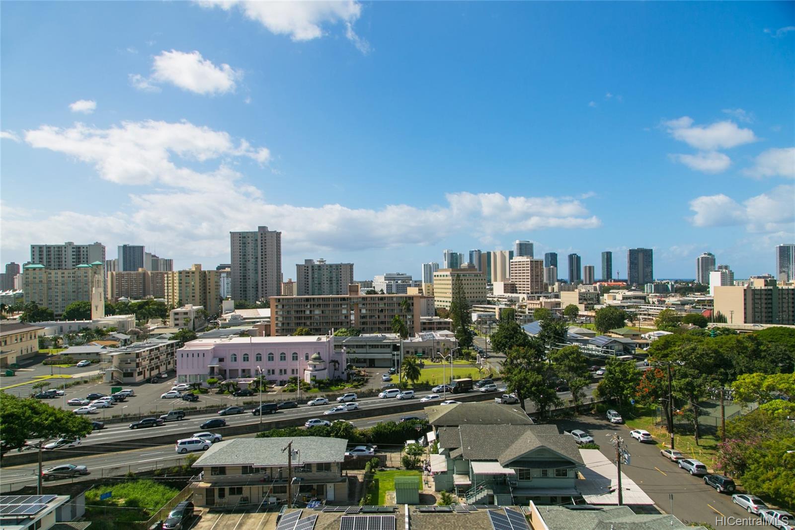 1517 Makiki Street #902, Honolulu, HI 96822