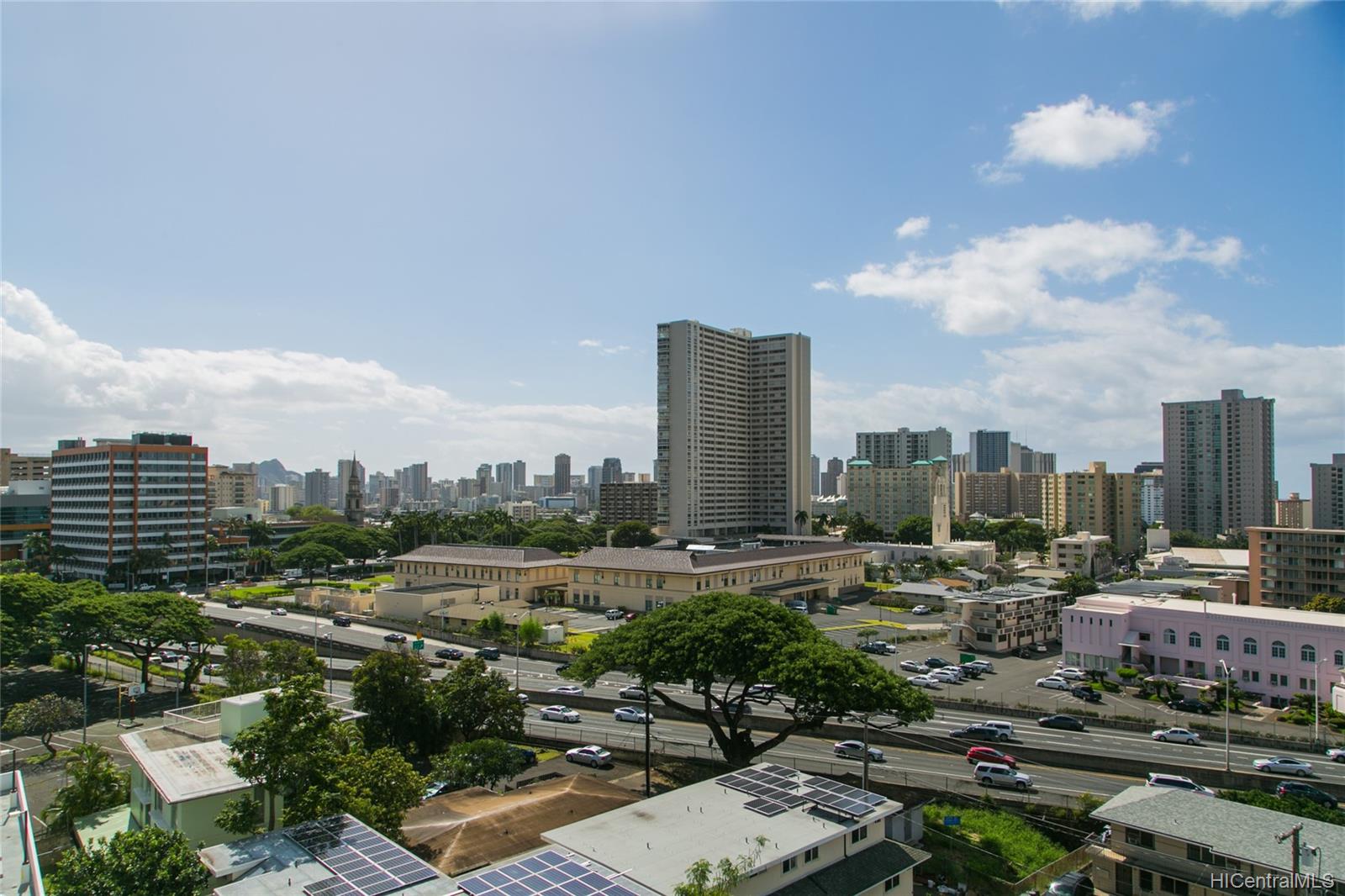 1517 Makiki Street #902, Honolulu, HI 96822