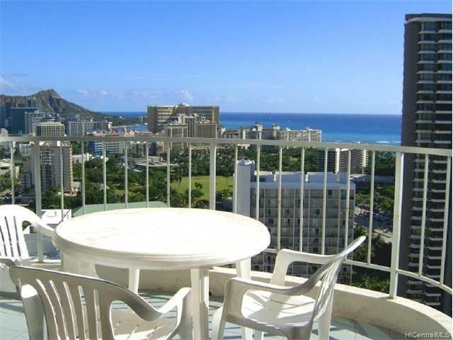 469 Ena Road #3206, Honolulu, HI 96815