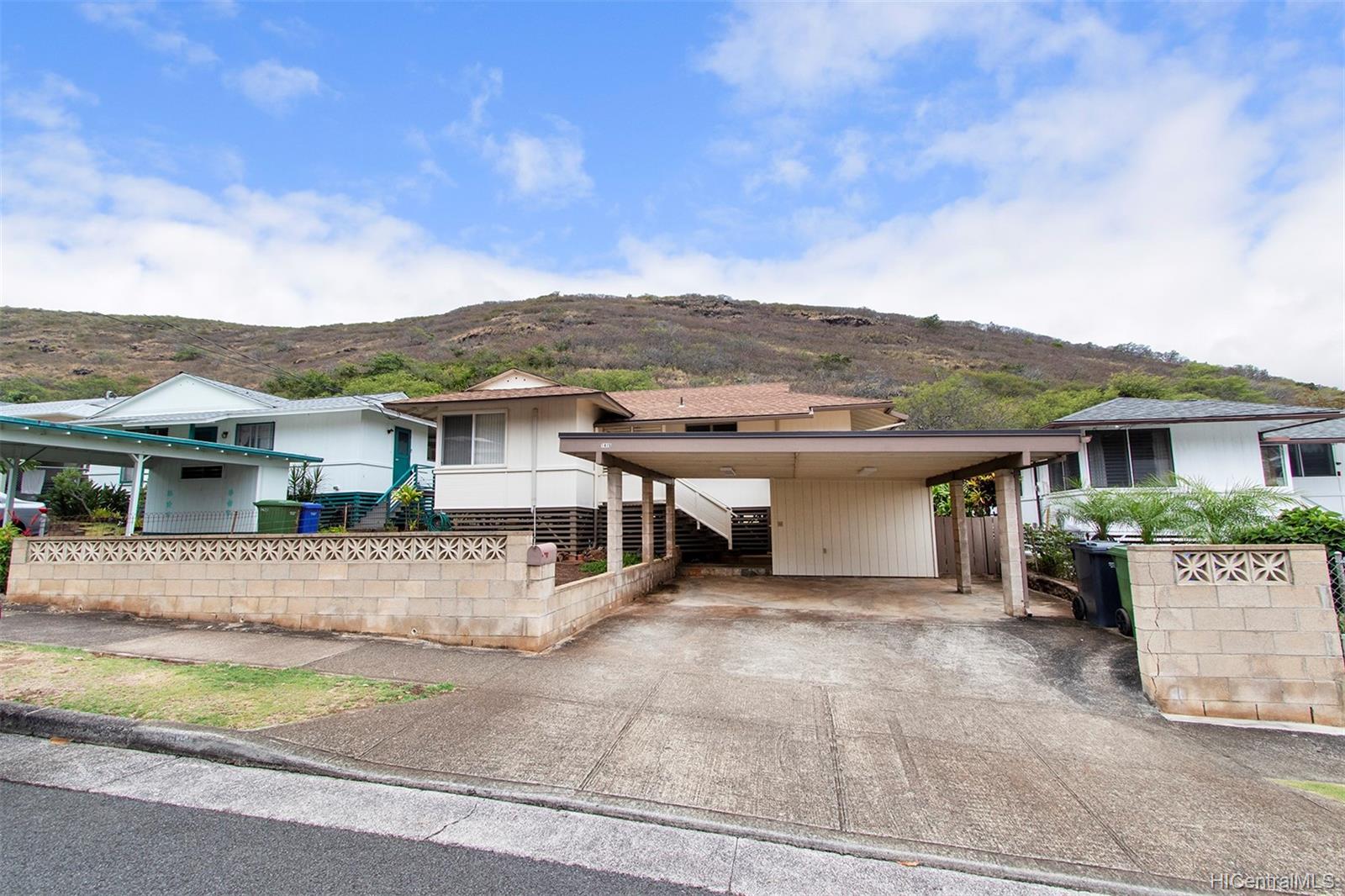 1415 Ainakoa Avenue Honolulu, HI 96821