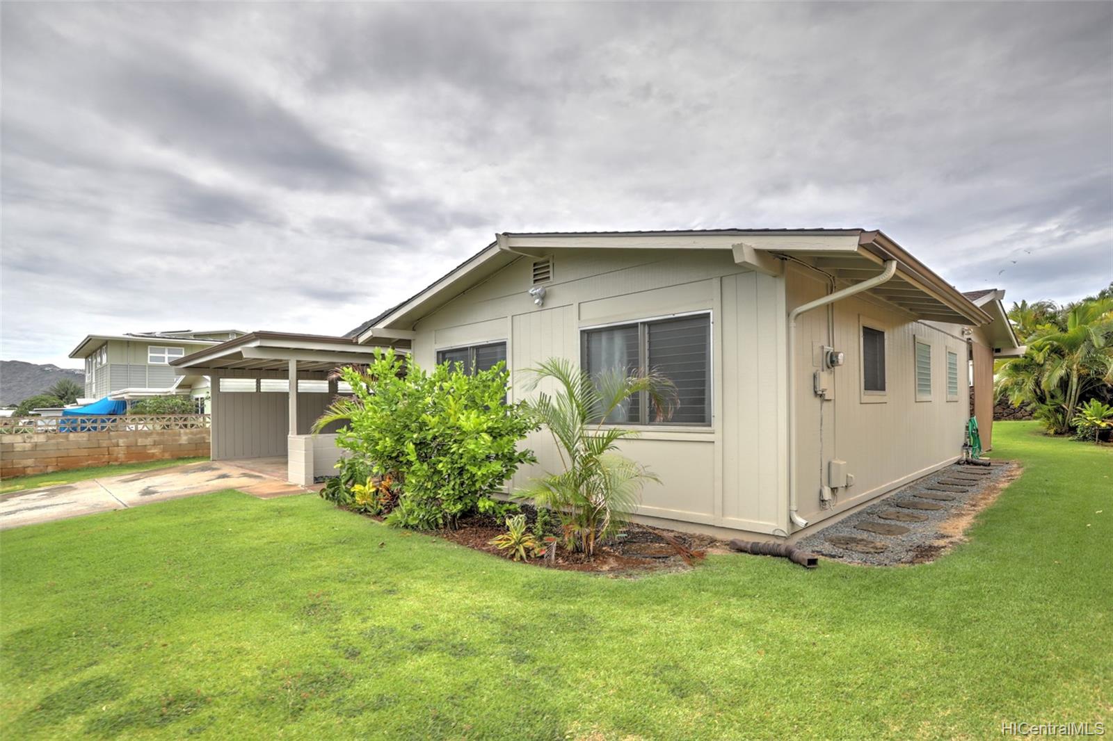 355 Paliku Street Honolulu, HI 96825