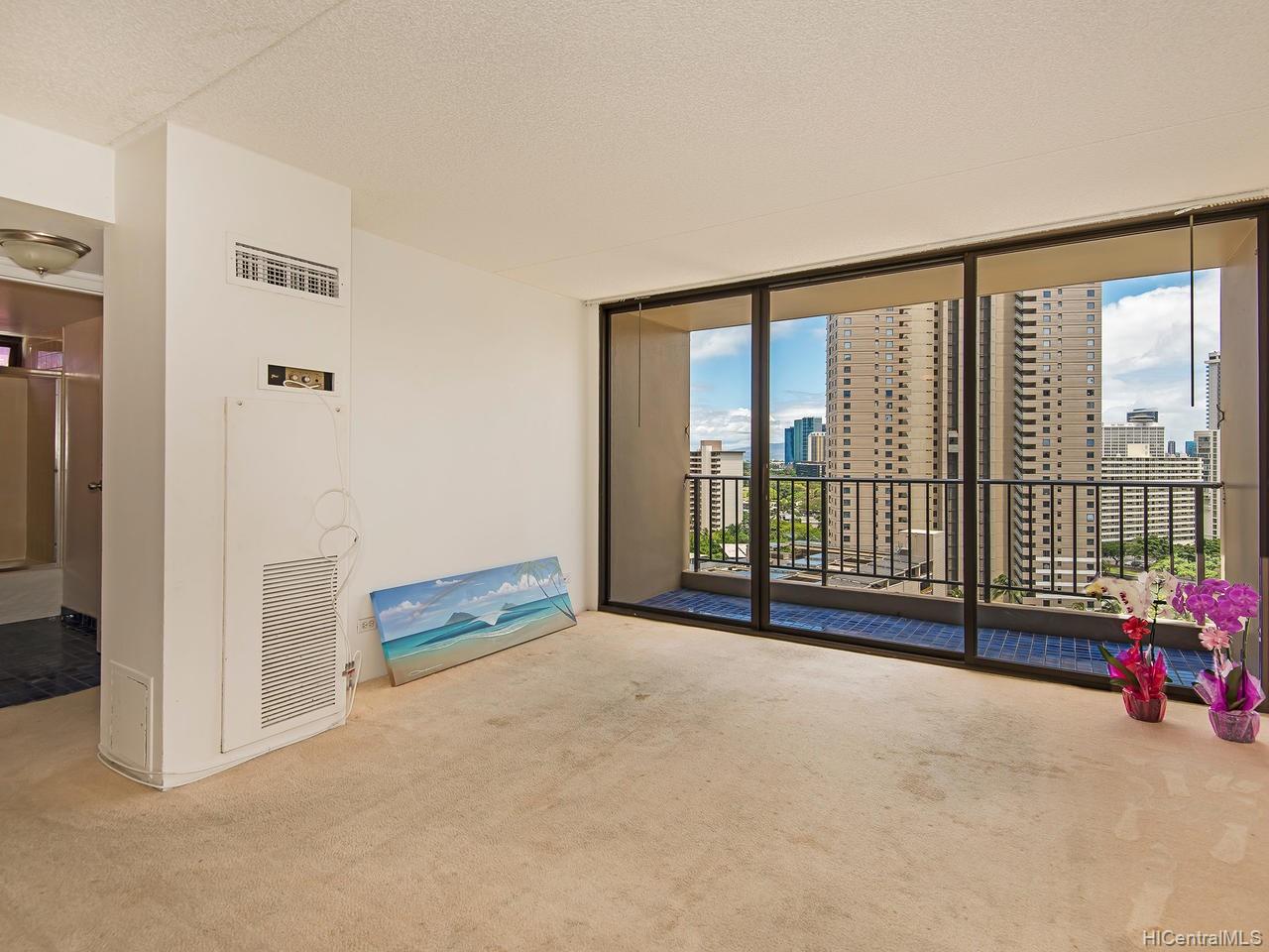 411 Hobron Lane #1614, Honolulu, HI 96815