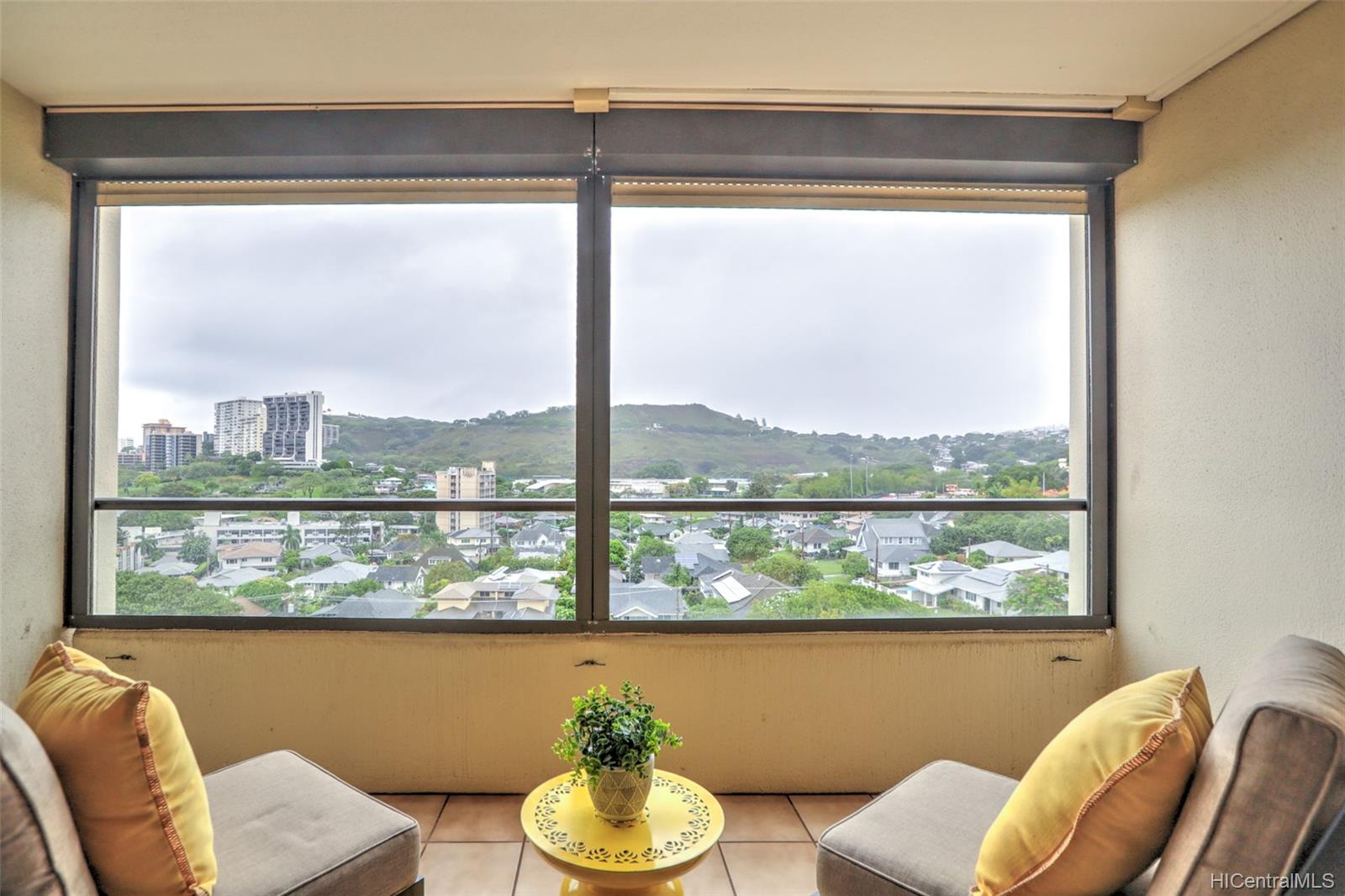 1717 Mott Smith Drive #1008, Honolulu, HI 96822