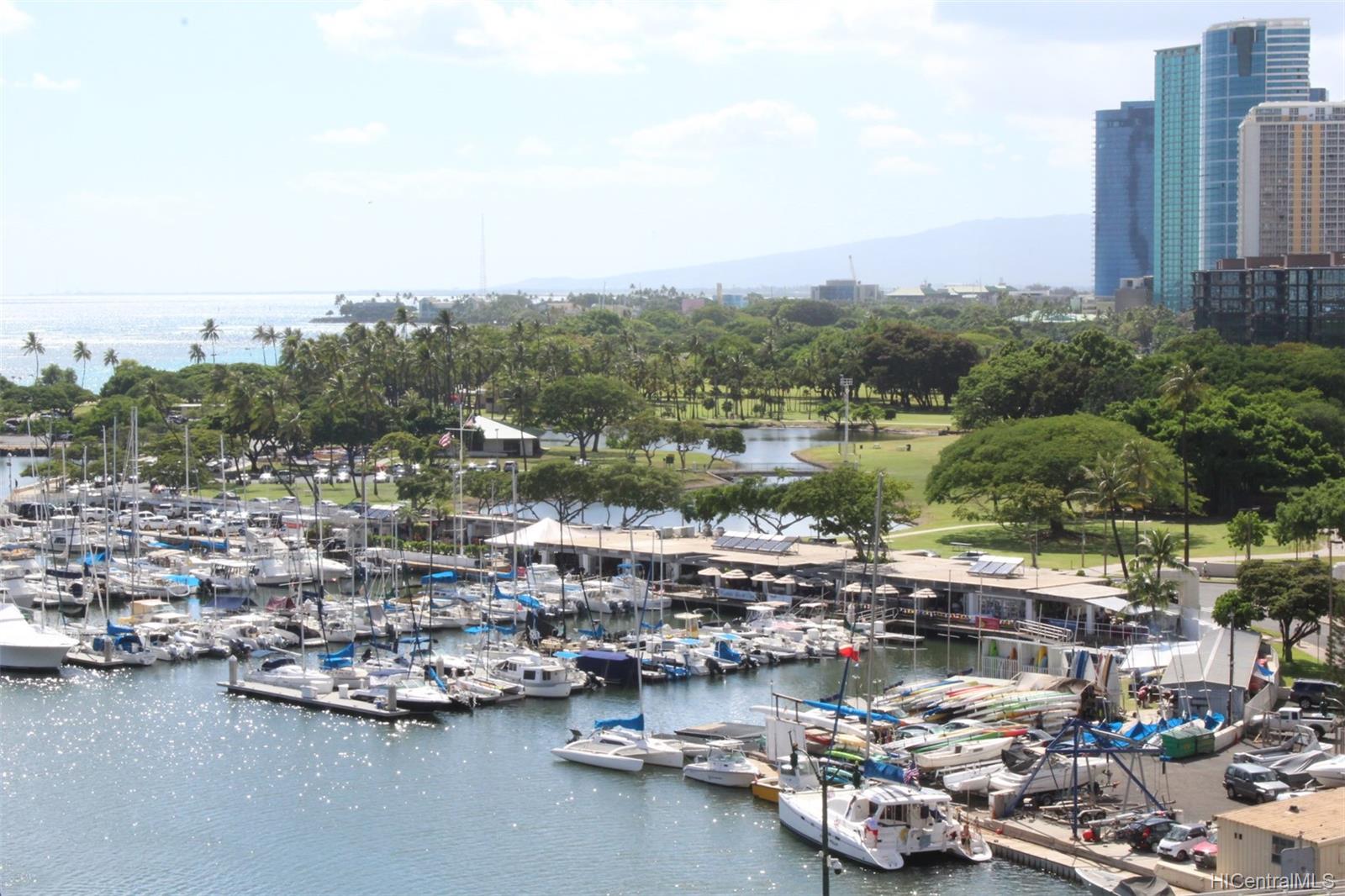 1676 Ala Moana Boulevard #910, Honolulu, HI 96815