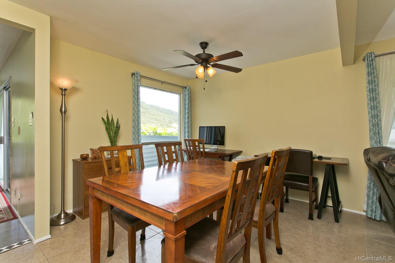 1090 Kumukumu Street #D, Honolulu, HI 96825