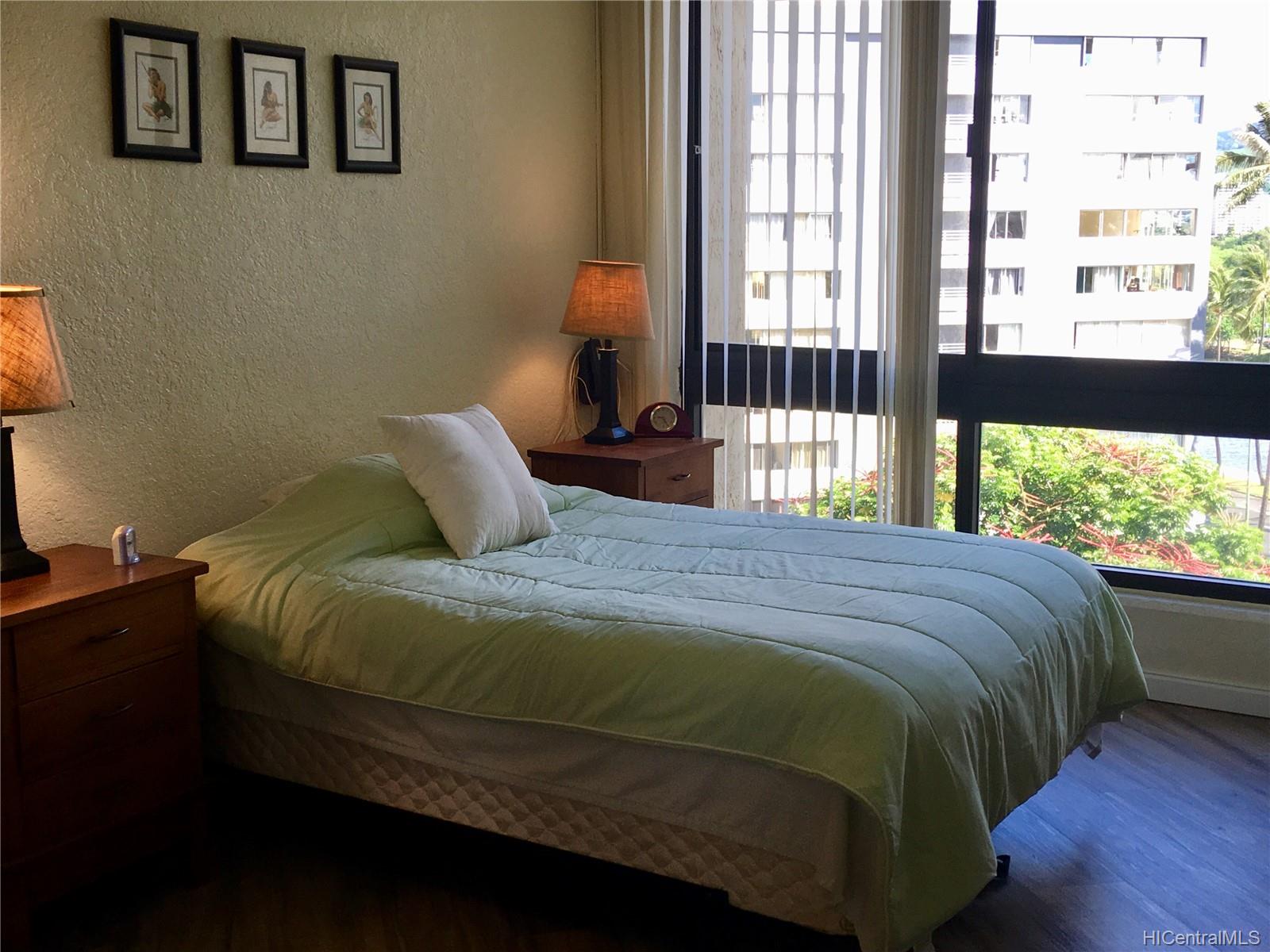 300 Wai Nani Way #718, Honolulu, HI 96815