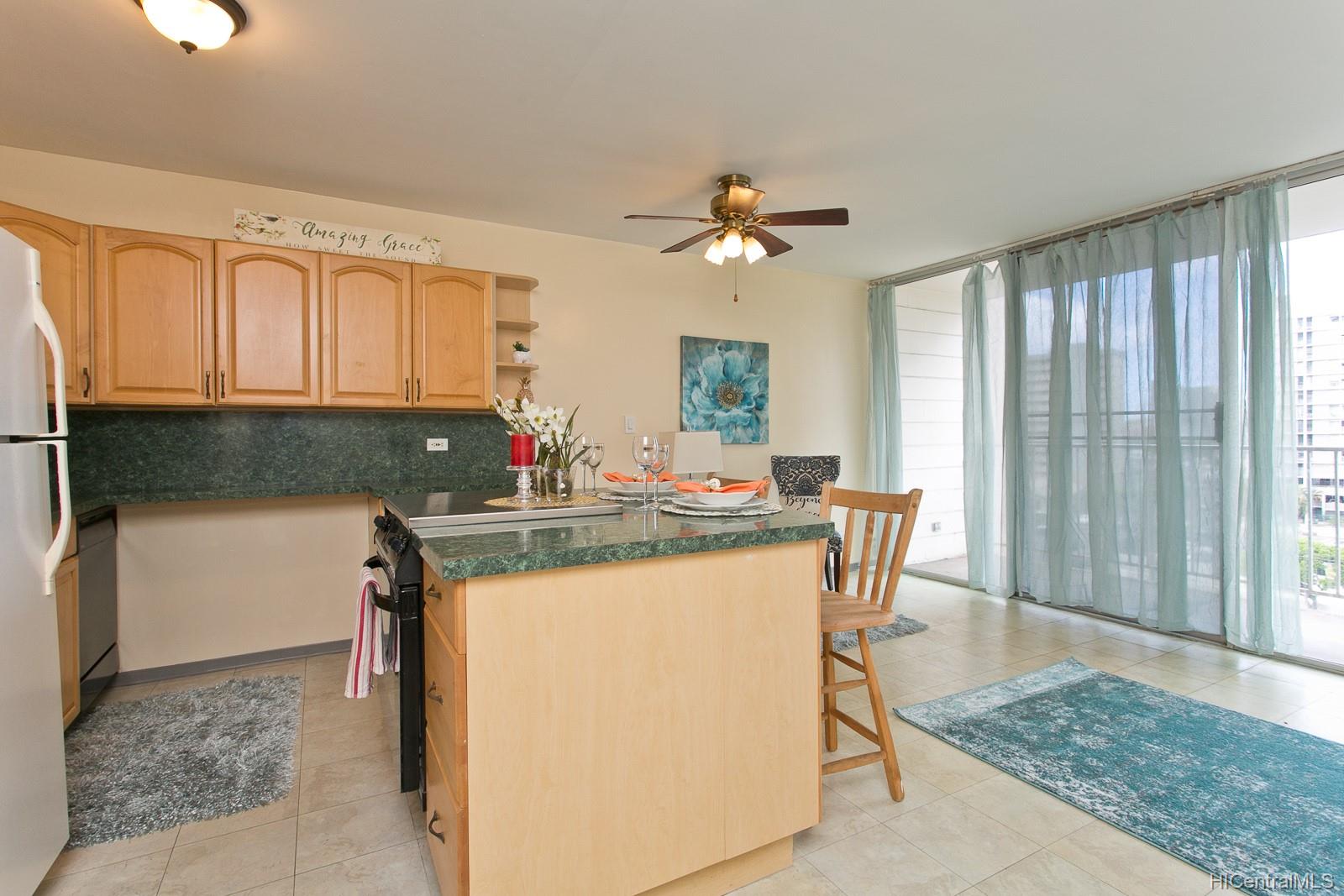 1414 Alexander Street #402, Honolulu, HI 96822