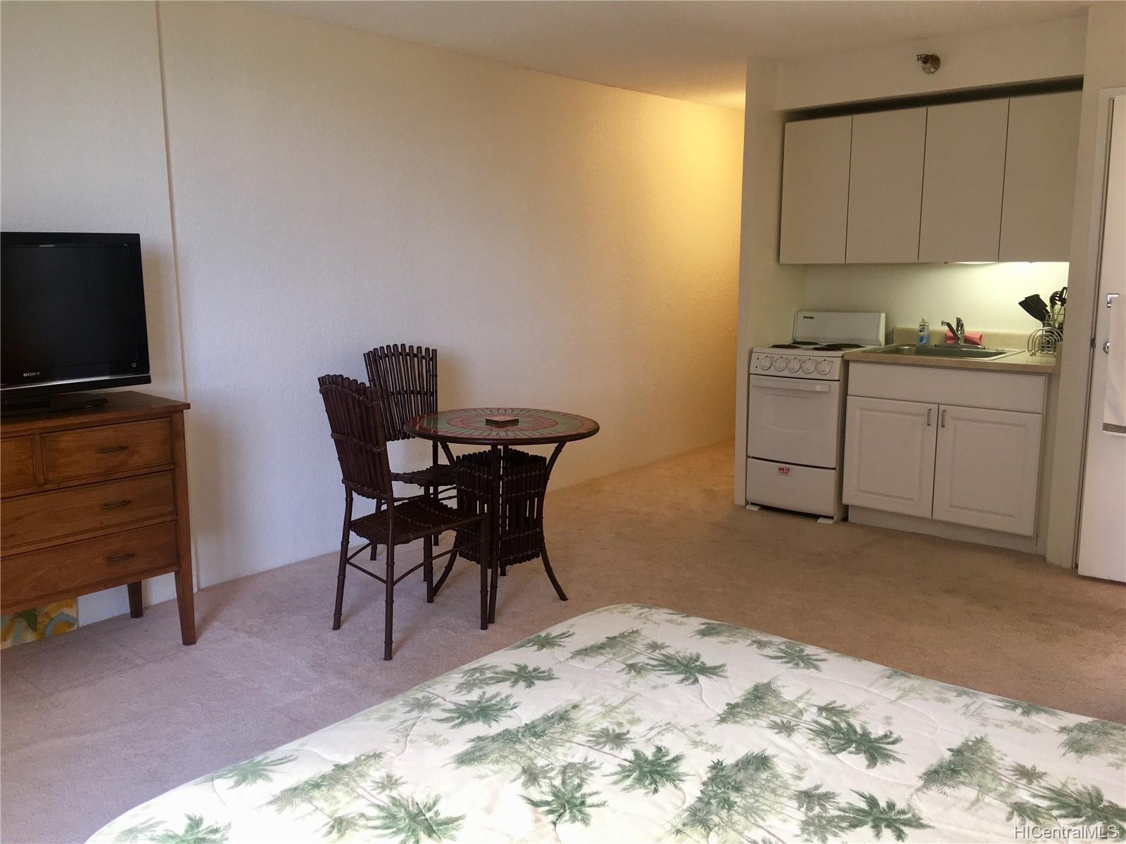 300 Wai Nani Way #1107, Honolulu, HI 96815