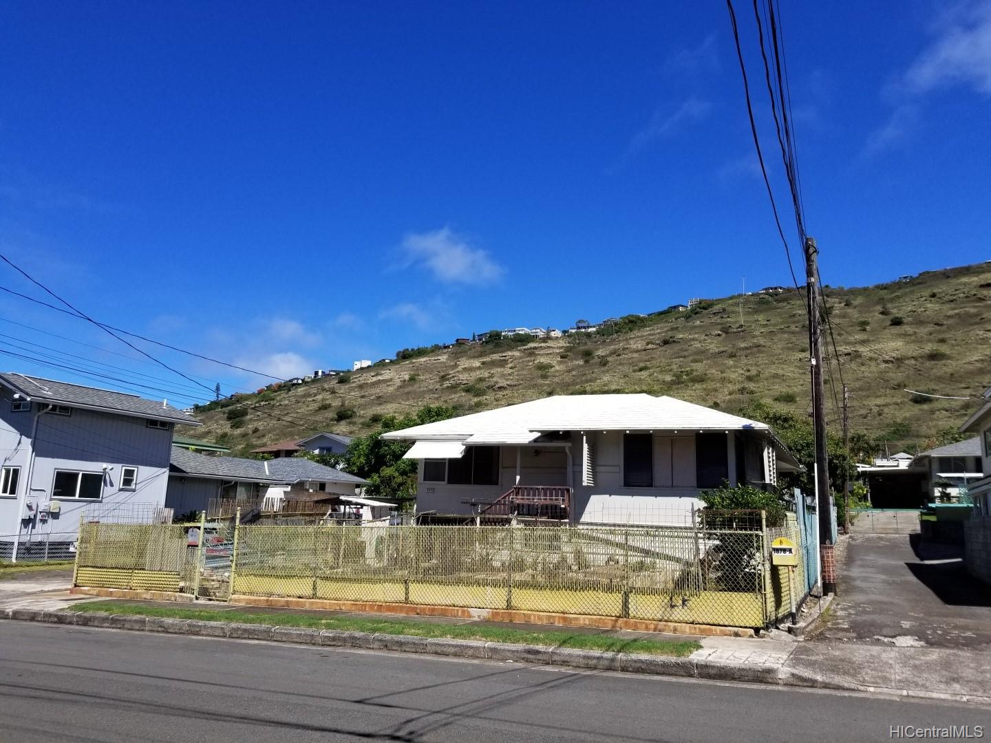 1874 Mahana Street Honolulu, HI 96816