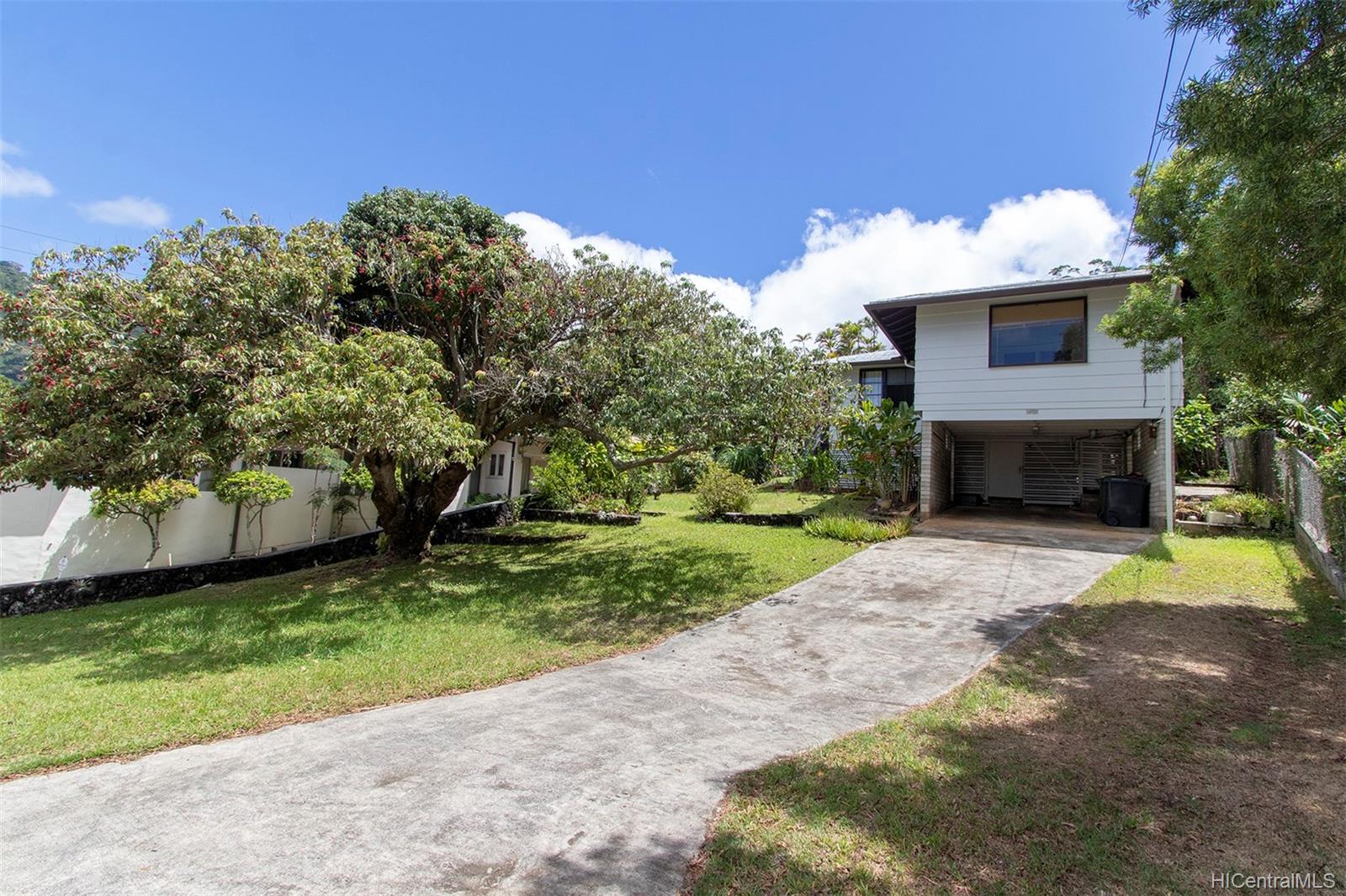 3010 Puhala Rise Honolulu, HI 96822