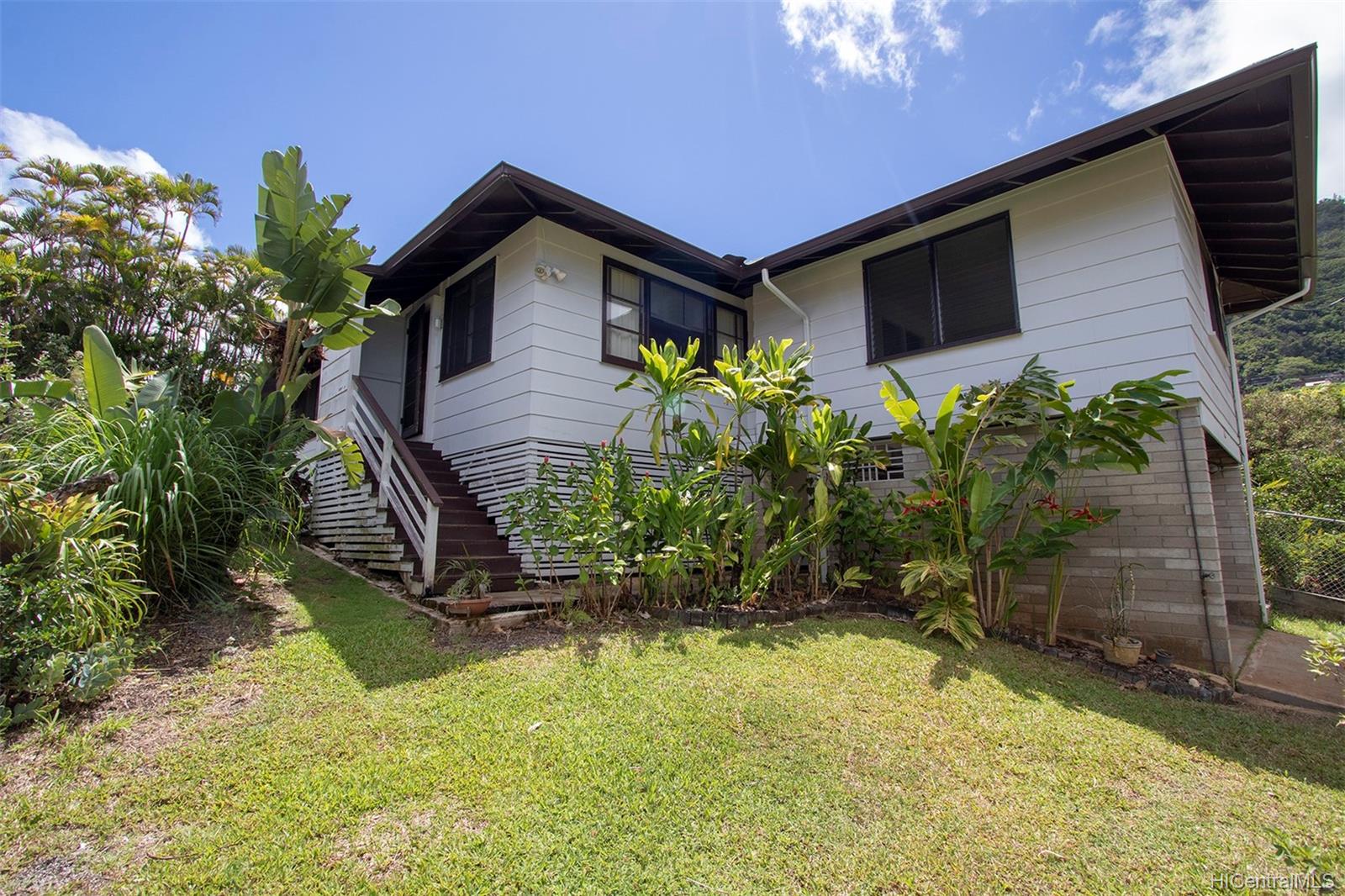 3010 Puhala Rise Honolulu, HI 96822