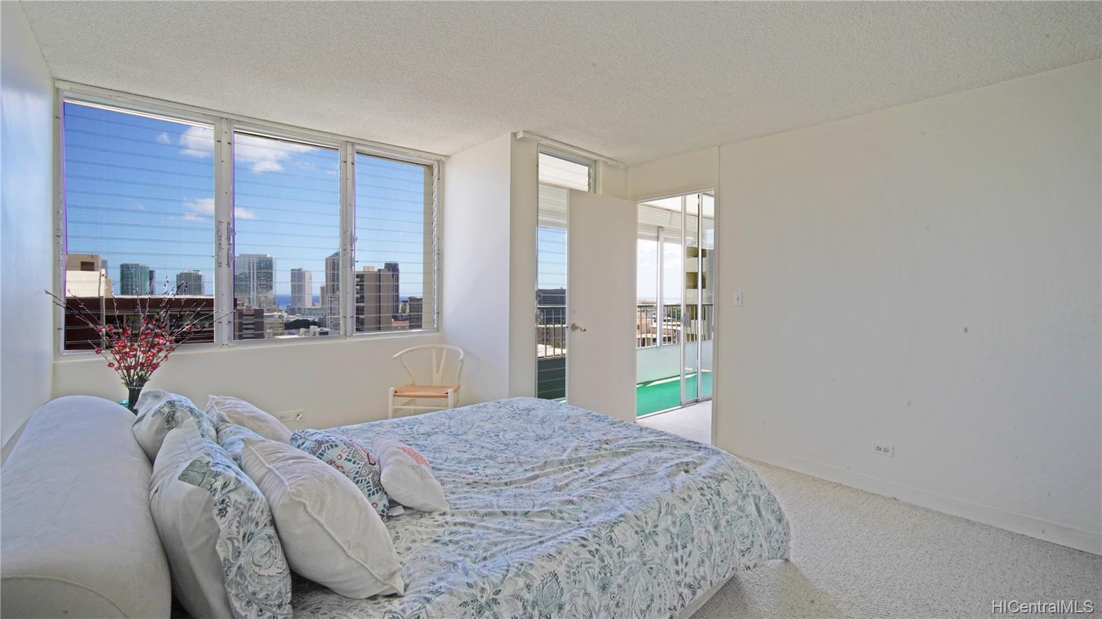 1515 Ward Avenue #601, Honolulu, HI 96822